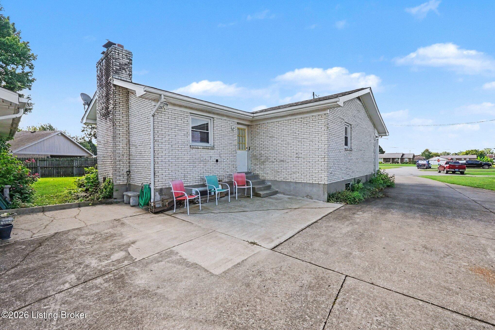 6700 Zeus Ct Property Photo 22