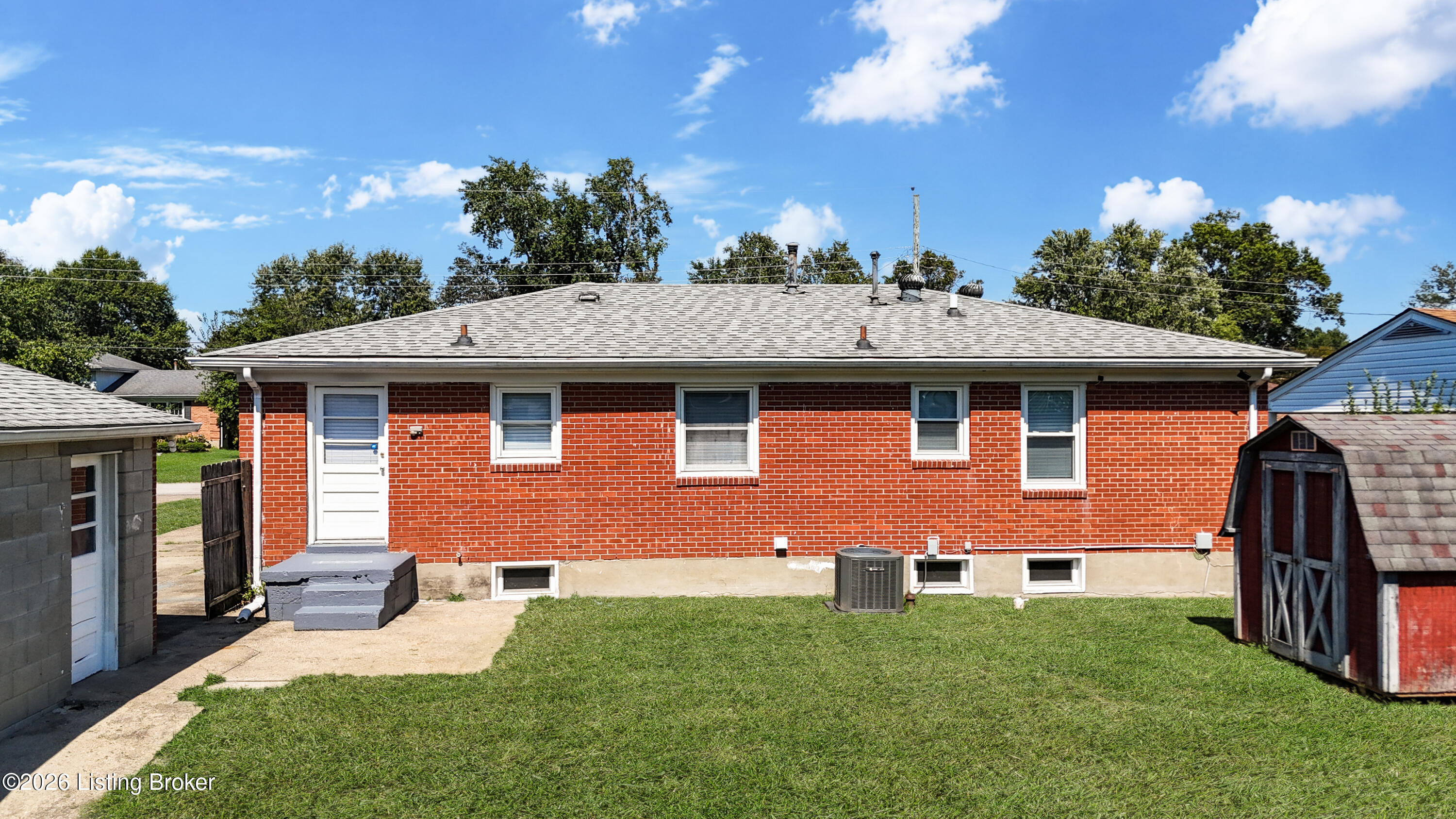 7106 Sunny Vale Way Property Photo 2