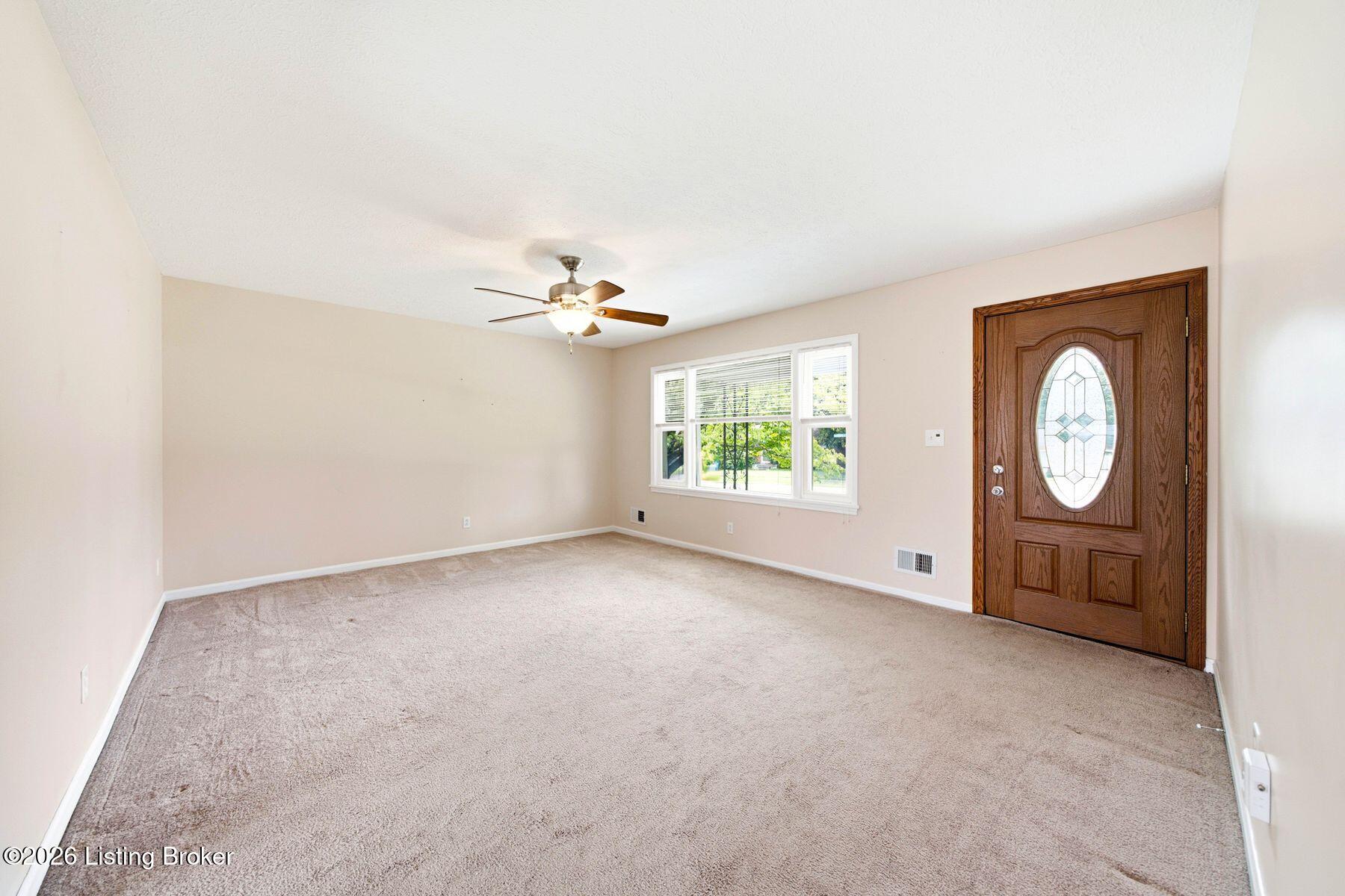 11815 Mahogany Dr Property Photo 4