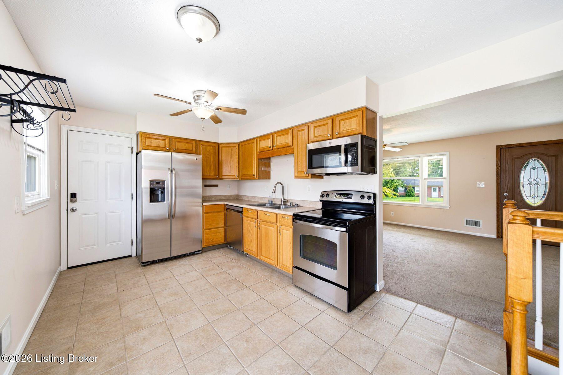 11815 Mahogany Dr Property Photo 6