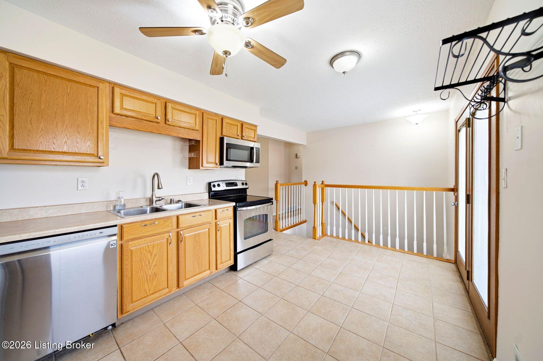 11815 Mahogany Dr Property Photo 8