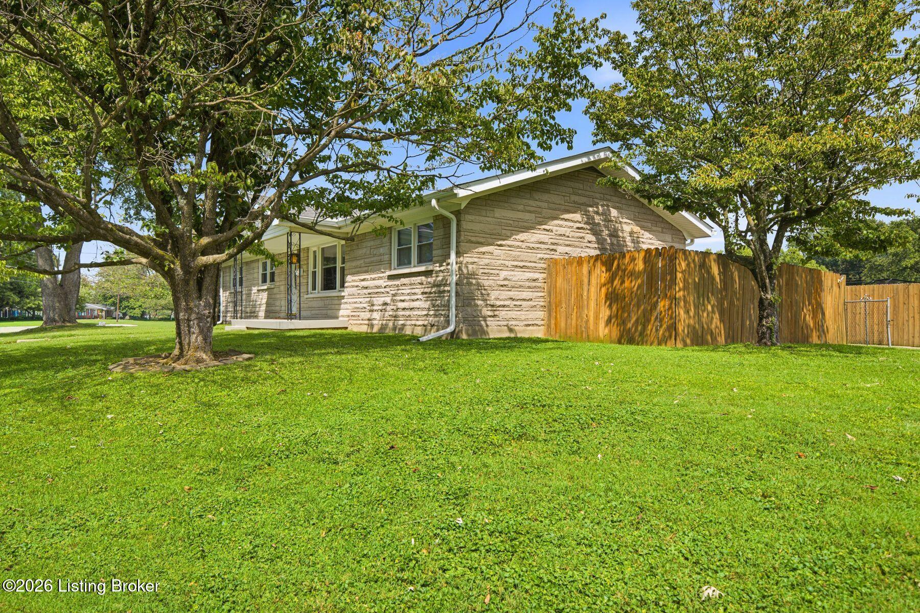 11815 Mahogany Dr Property Photo 31