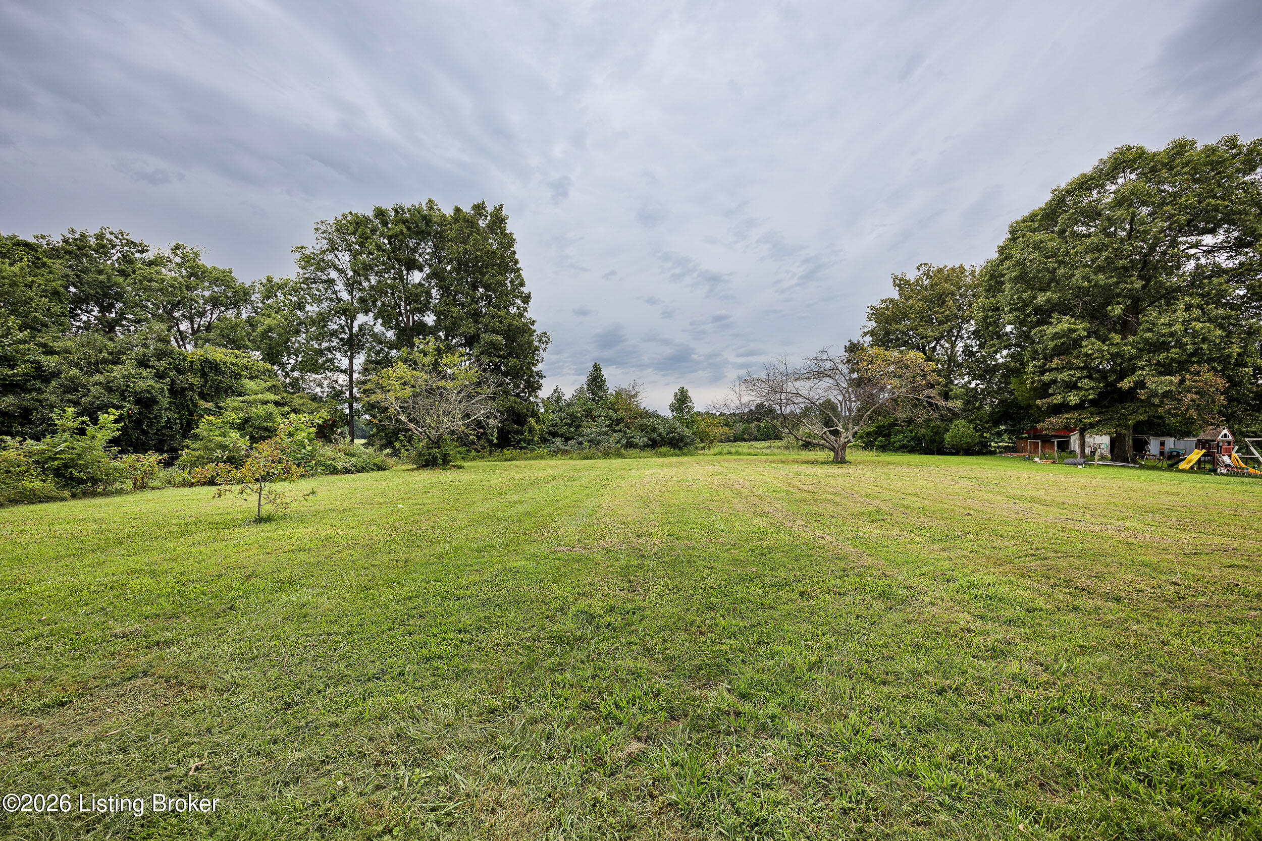929 Sycamore Rd Property Photo 12