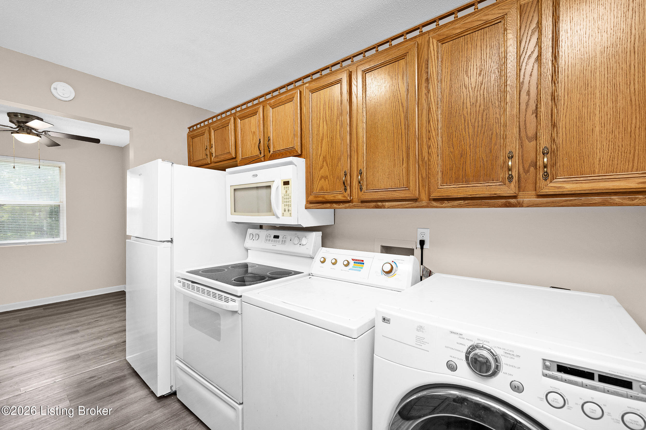929 Sycamore Rd Property Photo 20