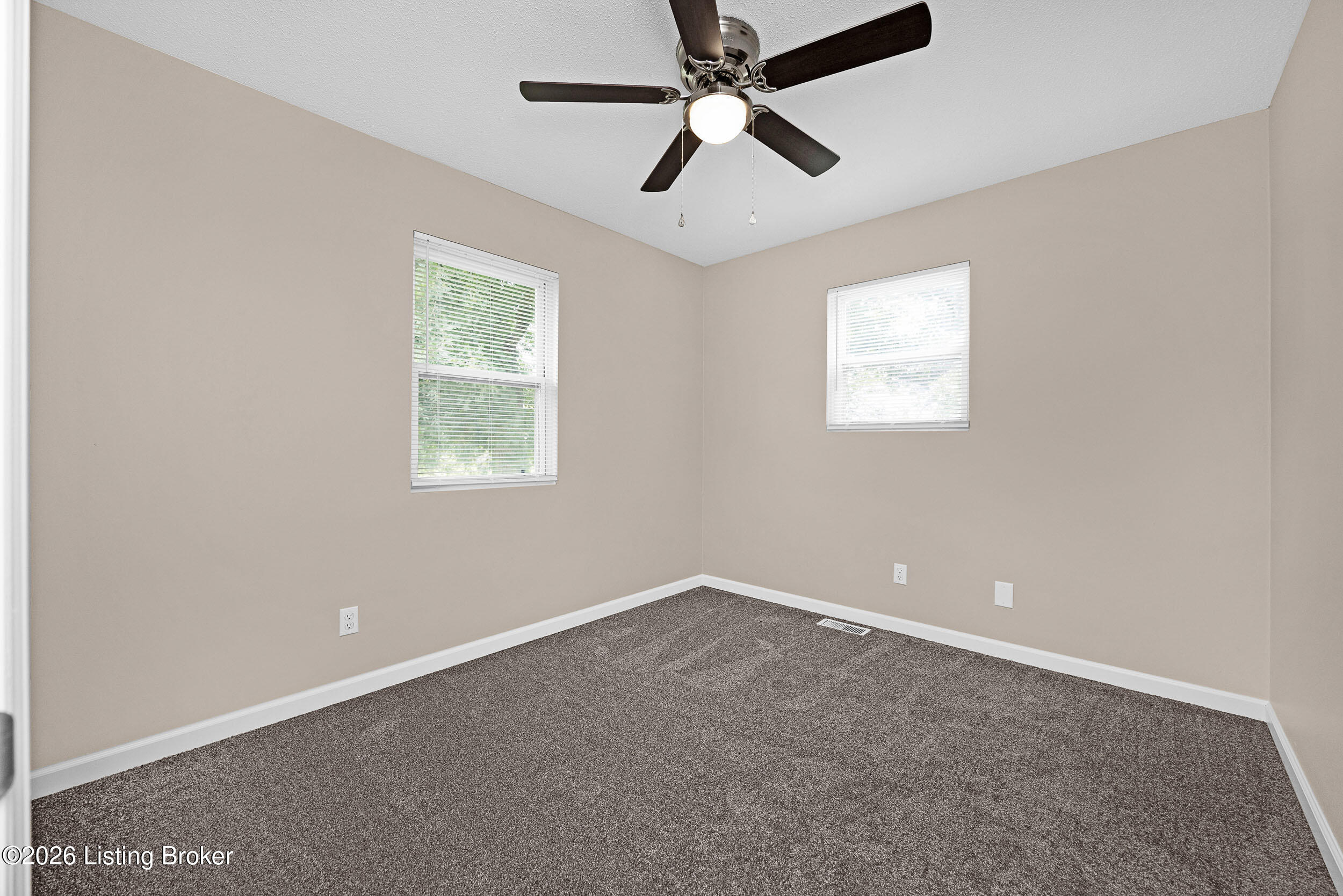 929 Sycamore Rd Property Photo 22
