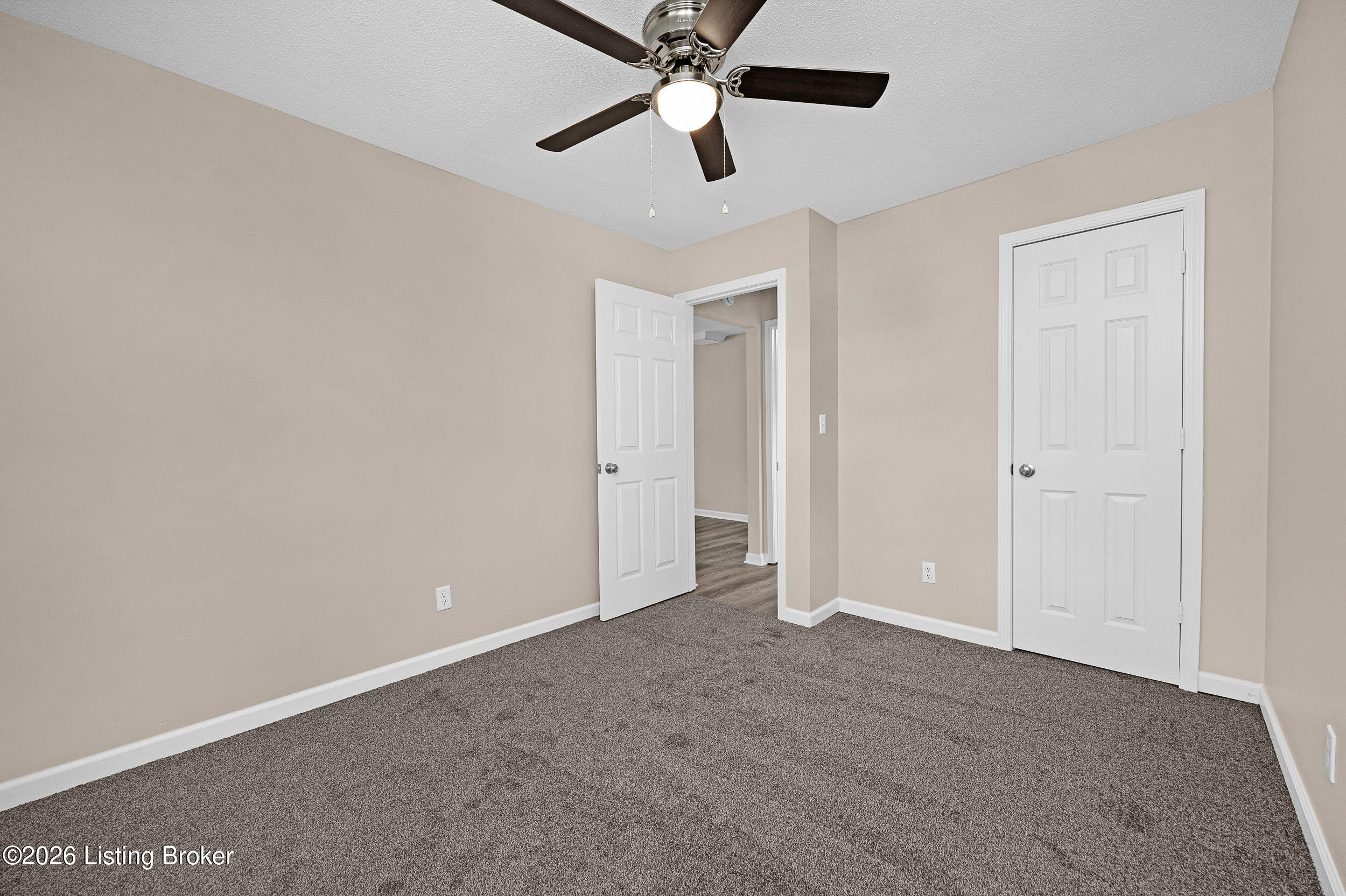 929 Sycamore Rd Property Photo 23