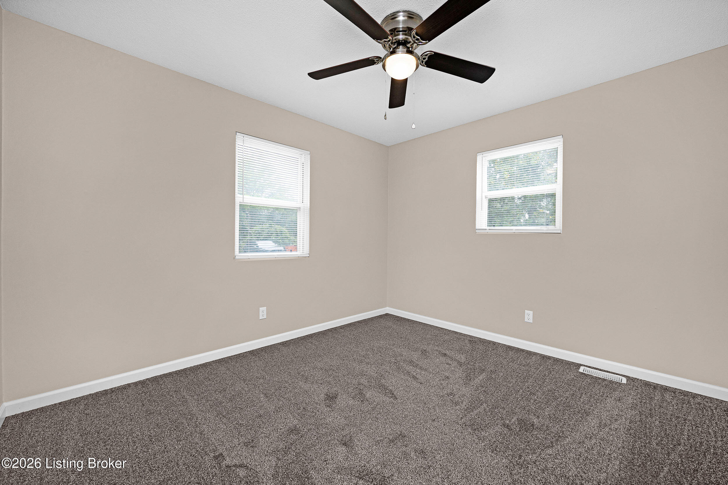 929 Sycamore Rd Property Photo 27