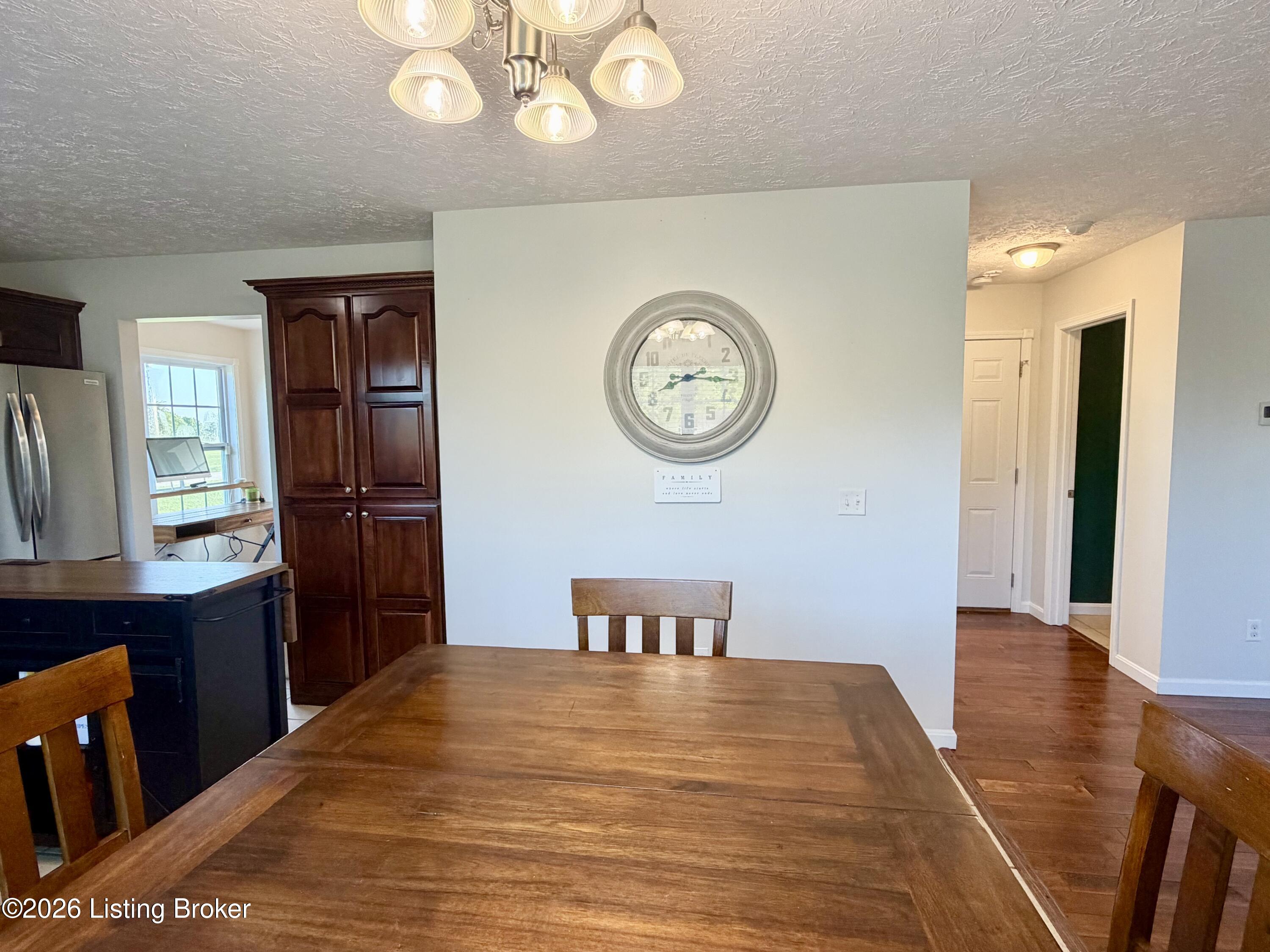 91 W Delia Way Property Photo 16