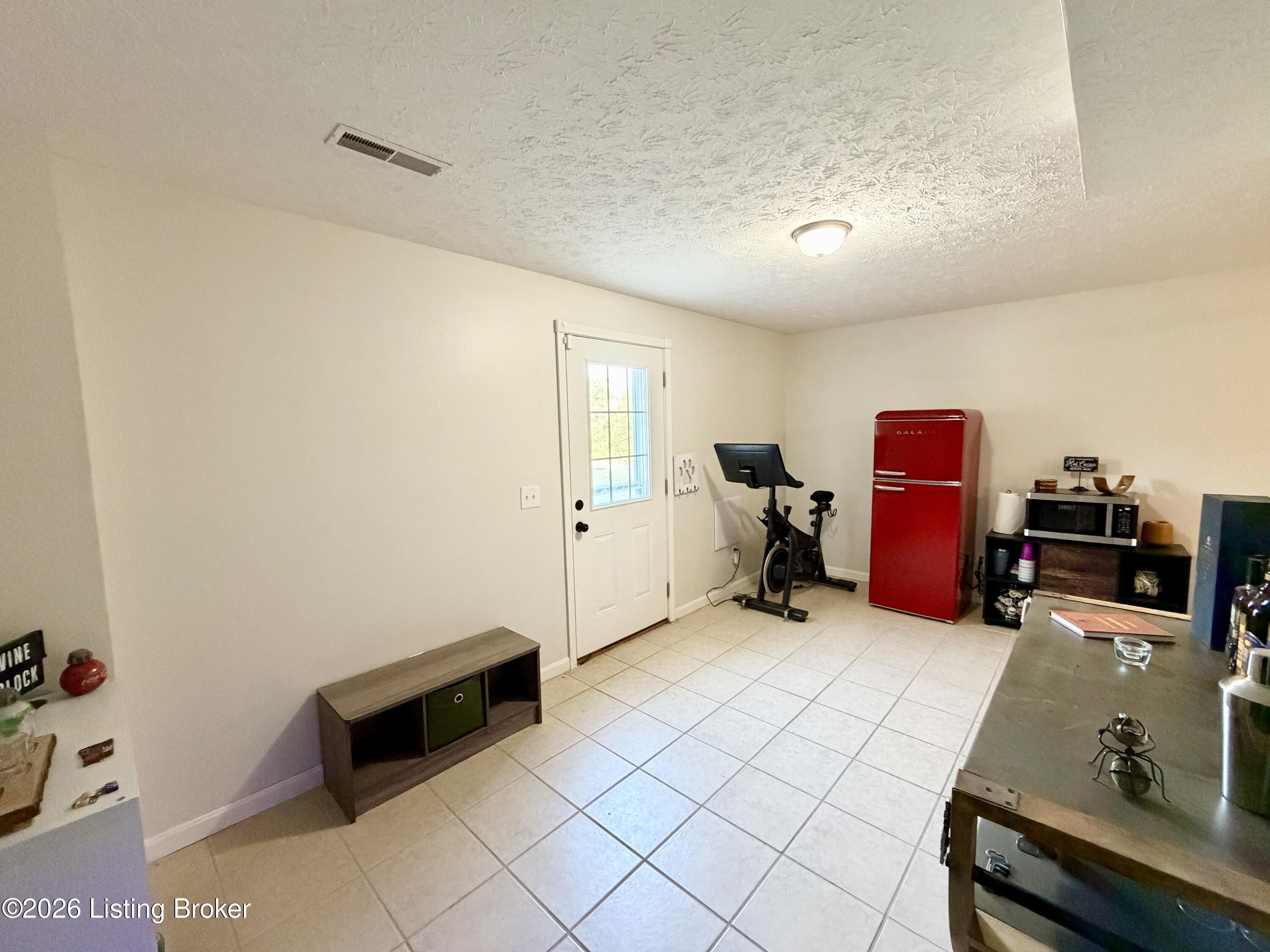 91 W Delia Way Property Photo 26