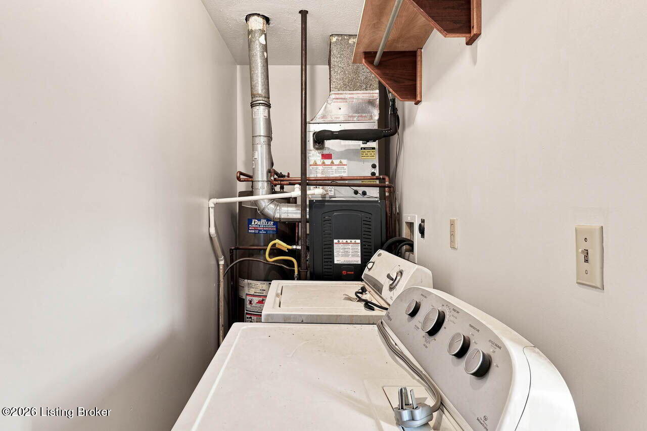 3716 Hillview Blvd Property Photo 13