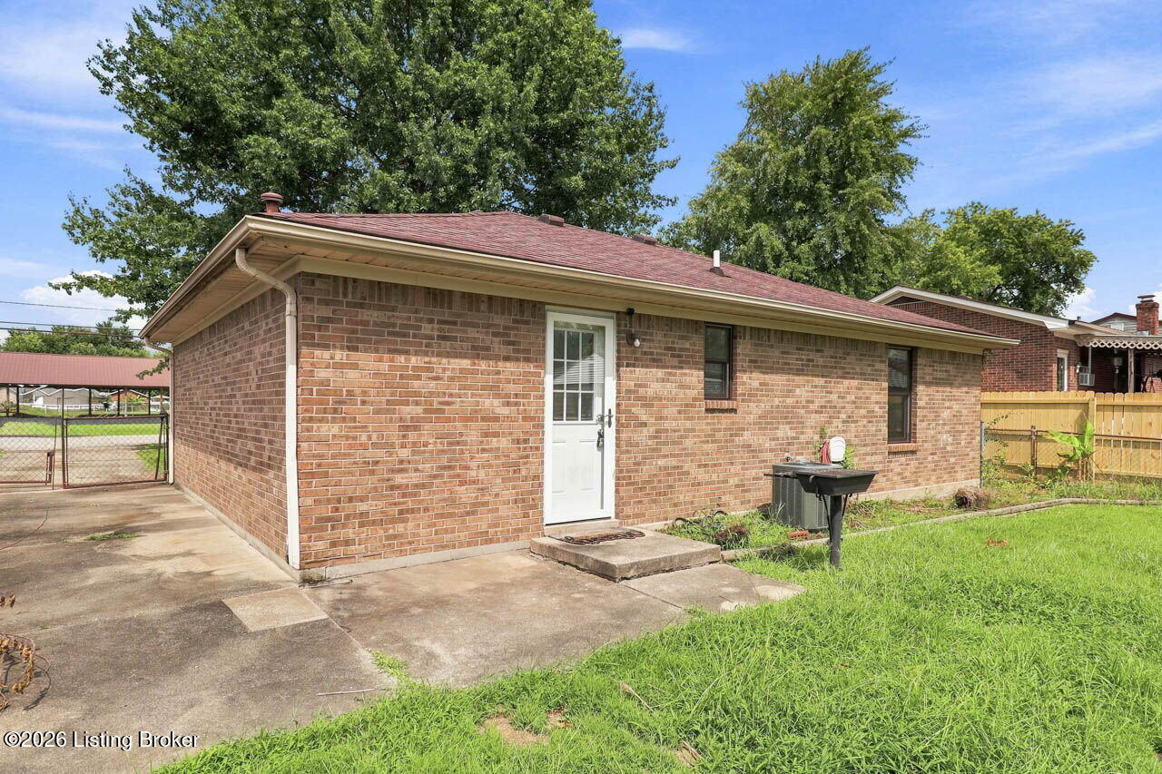 3716 Hillview Blvd Property Photo 24