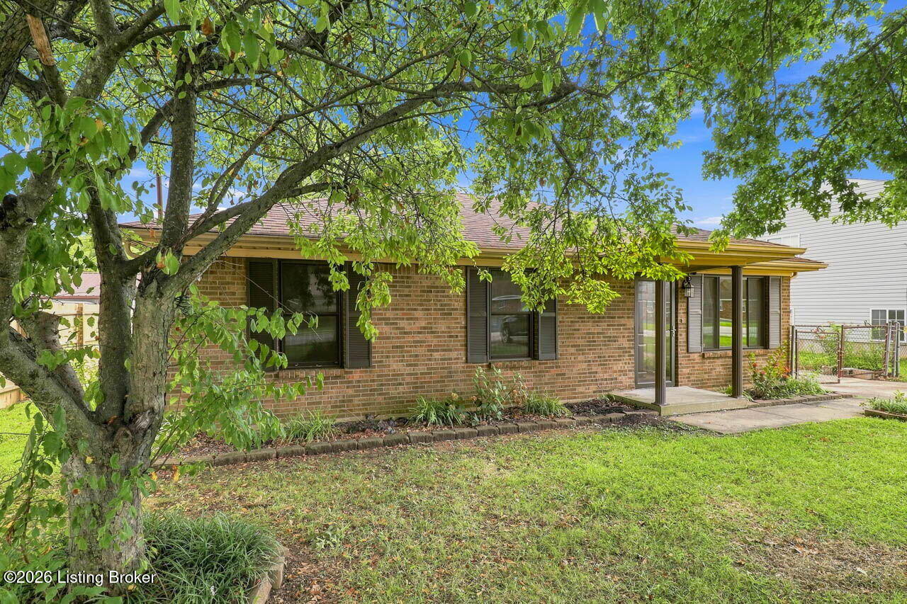3716 Hillview Blvd Property Photo 29