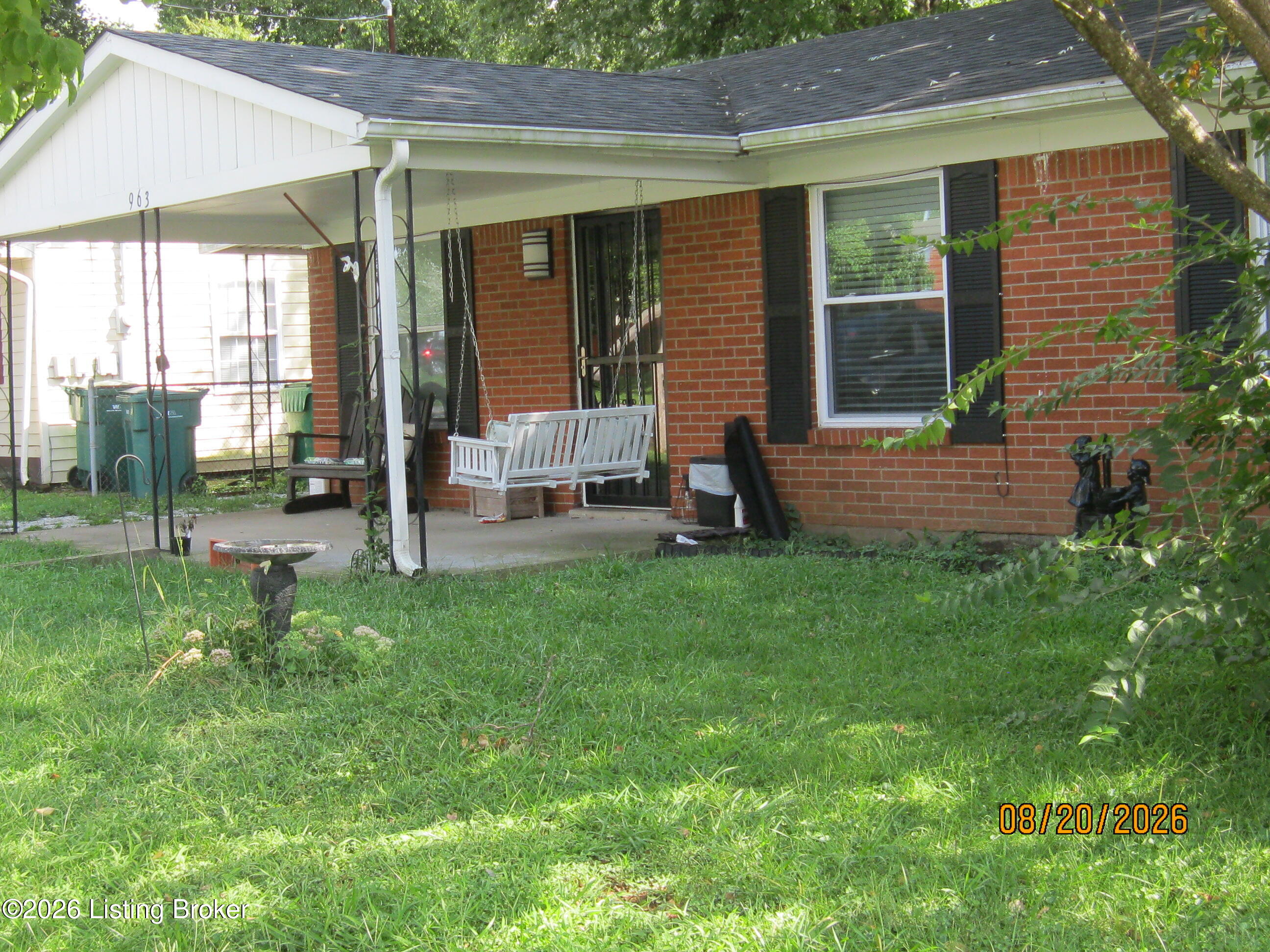 963 Hillview Blvd Property Photo 1