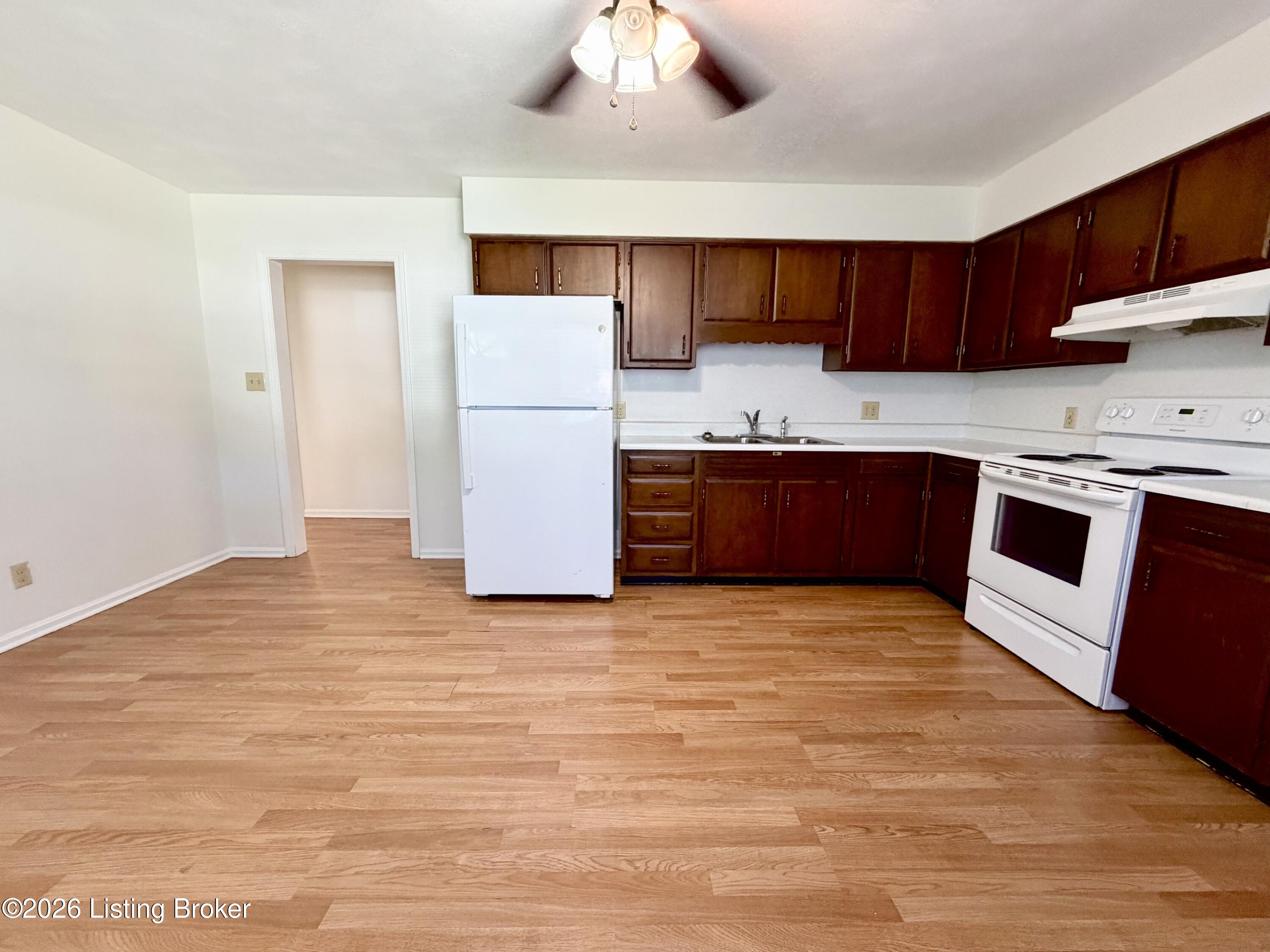 234 Millview Dr Property Photo 6