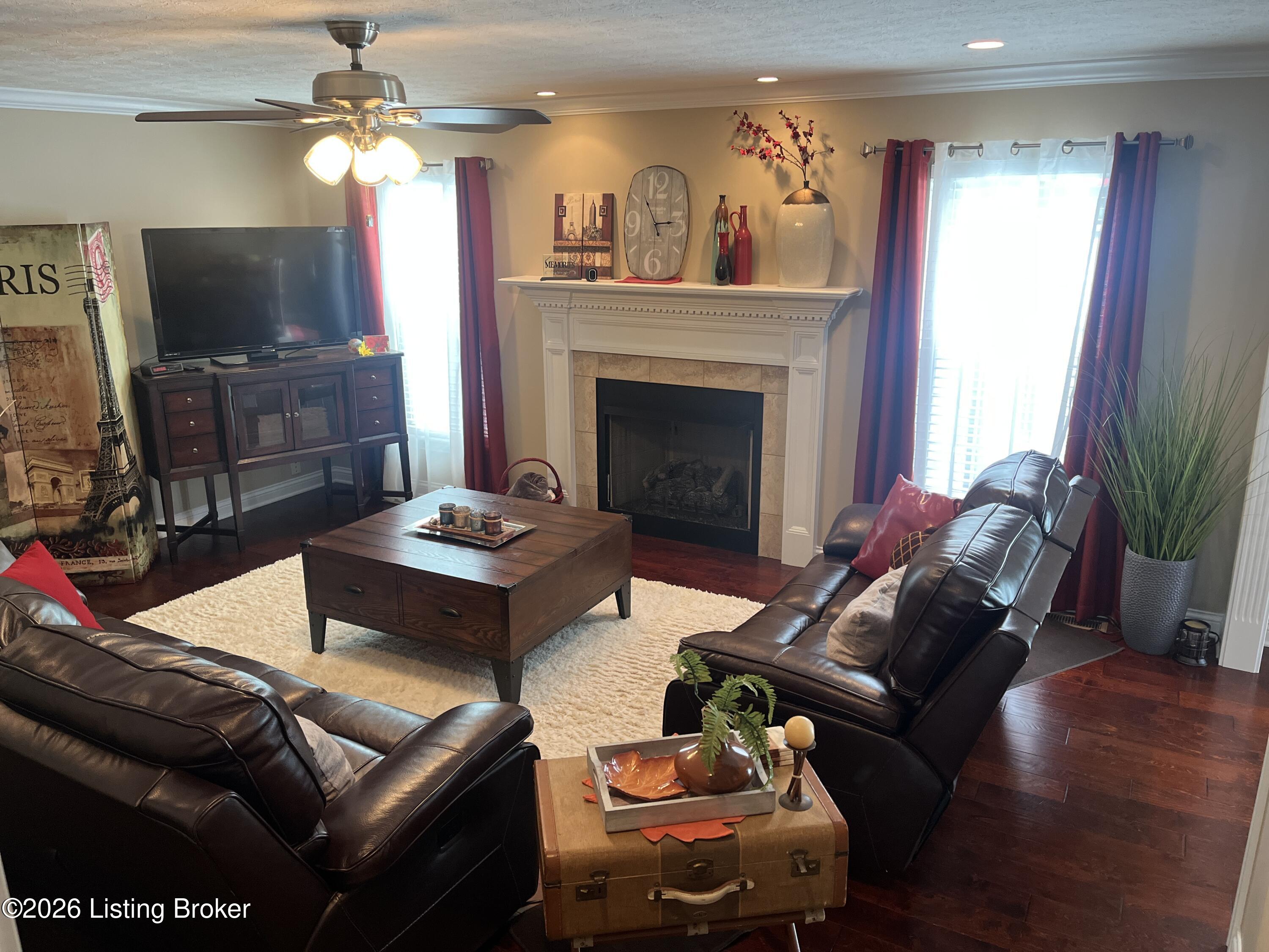 111 Persimmon Ridge Property Photo 10