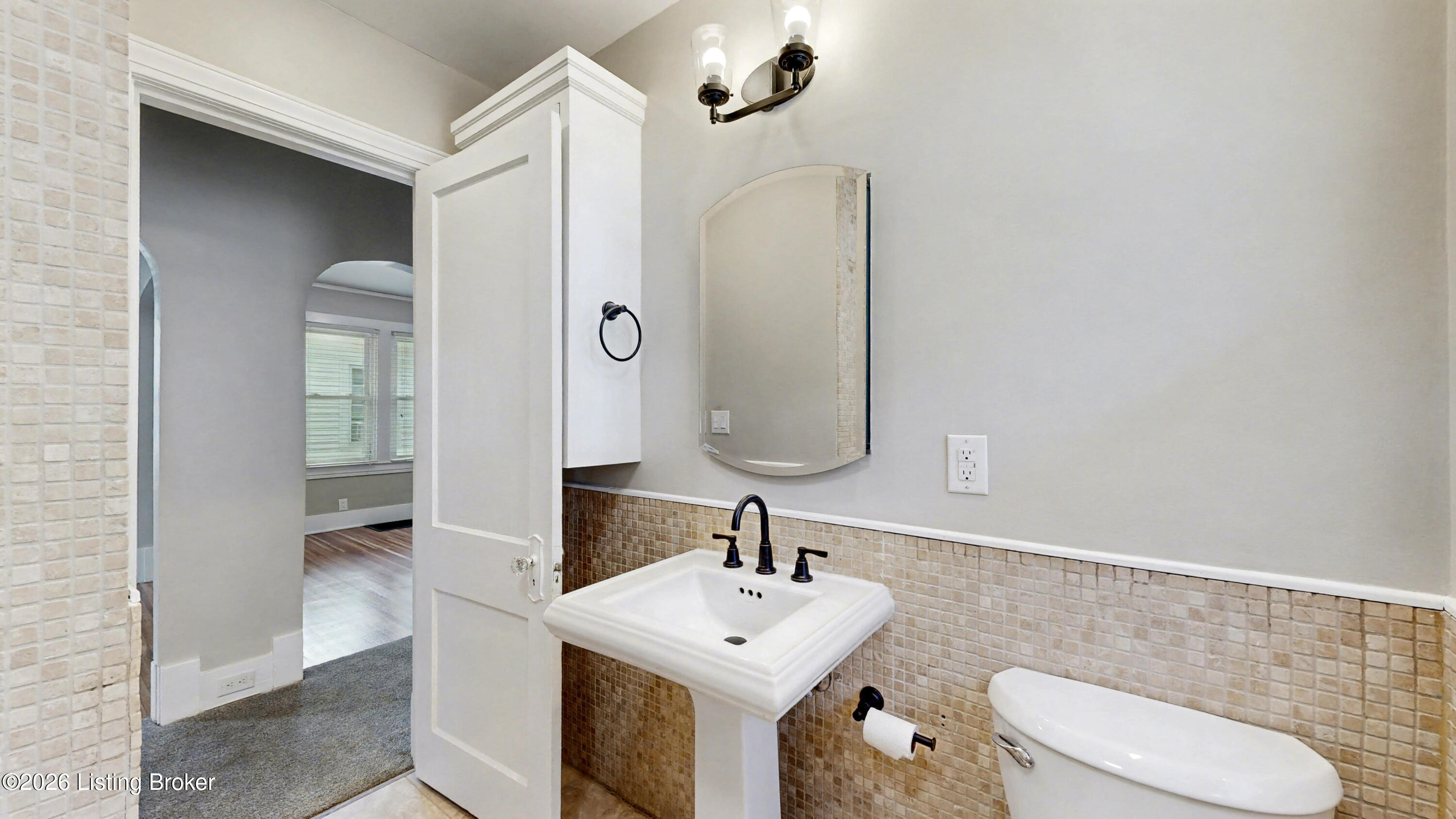 1104 Barret Ave Property Photo 22