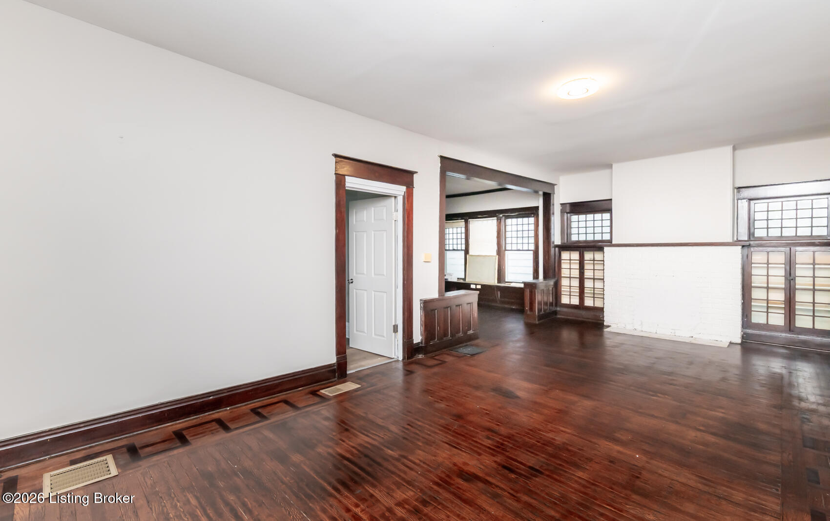 3223 Virginia Ave Property Photo 5