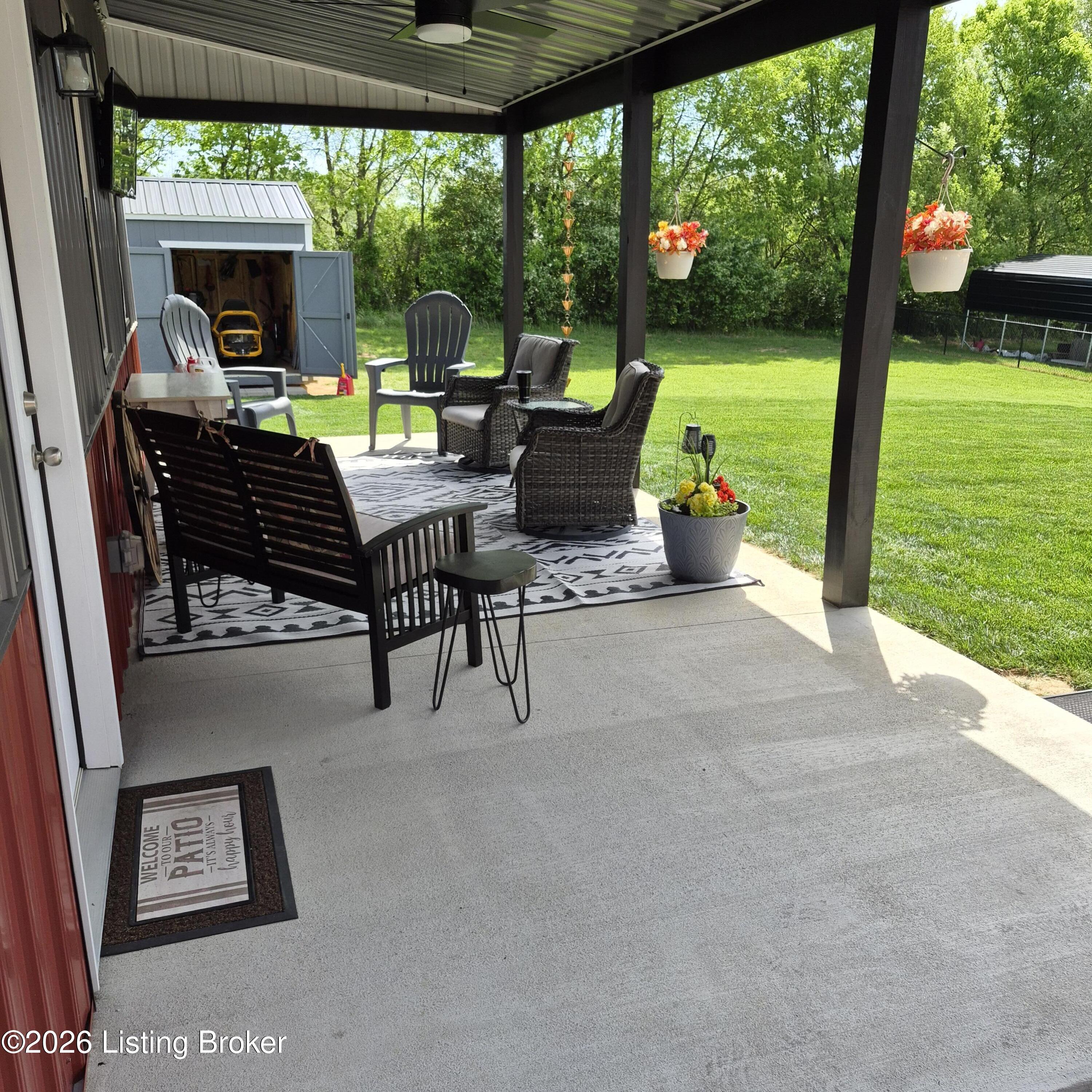 121 Iroquois Trail Property Photo 12