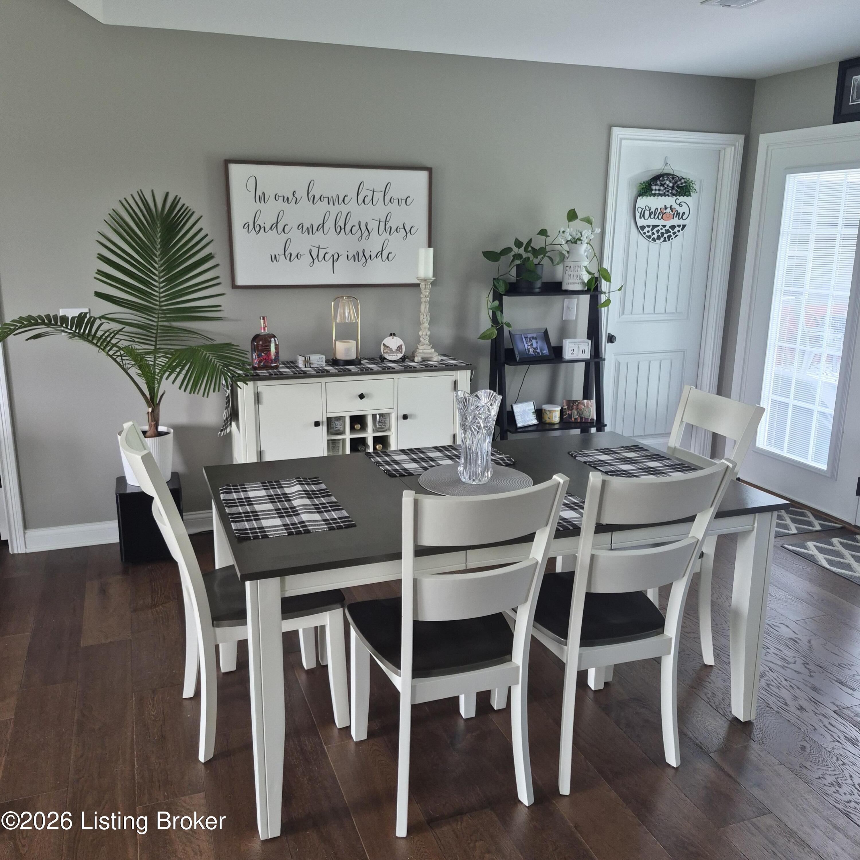 121 Iroquois Trail Property Photo 23