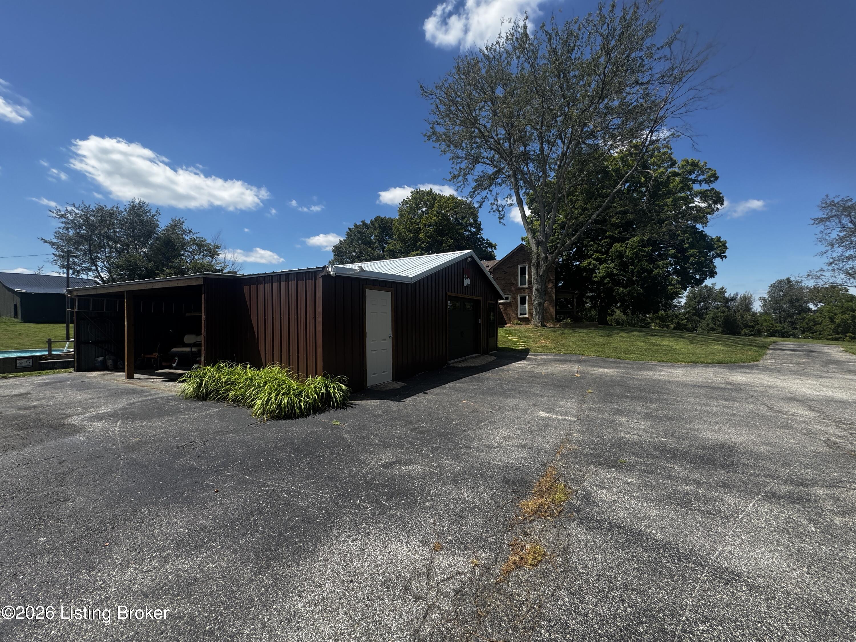 643 Molly Brown Rd Property Photo 46