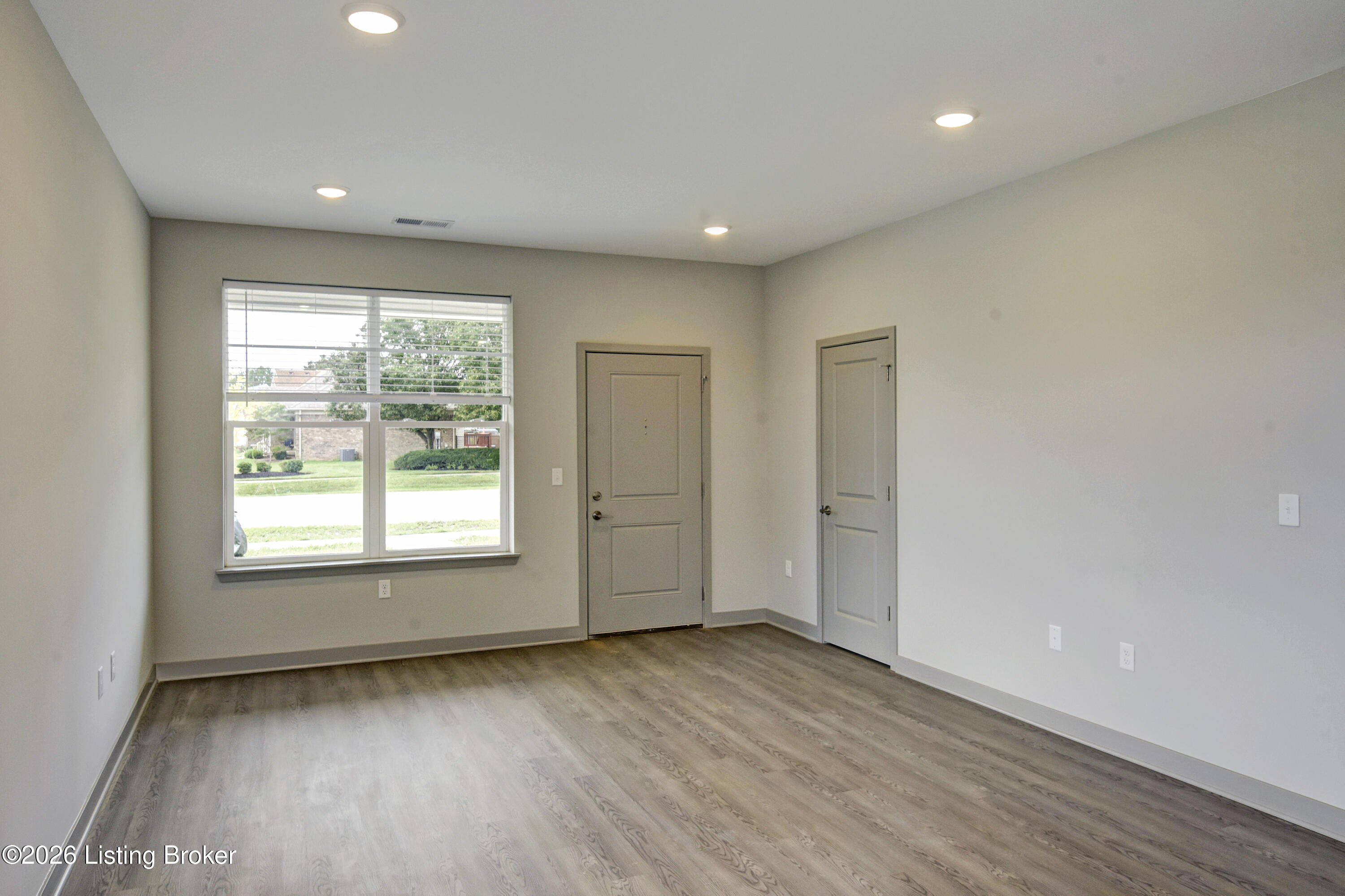 11701 Longevity Ln Property Photo 3