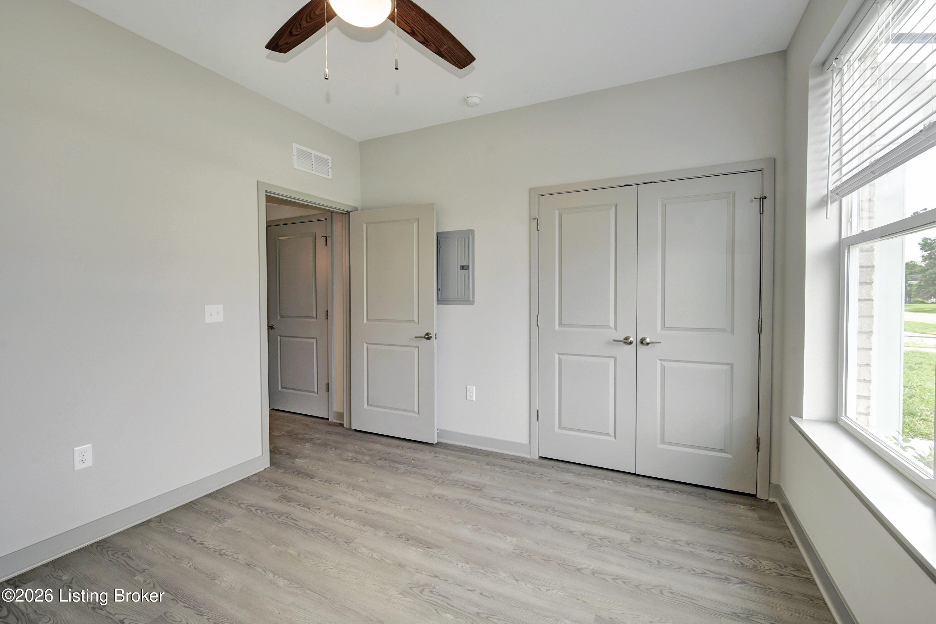 11701 Longevity Ln Property Photo 17