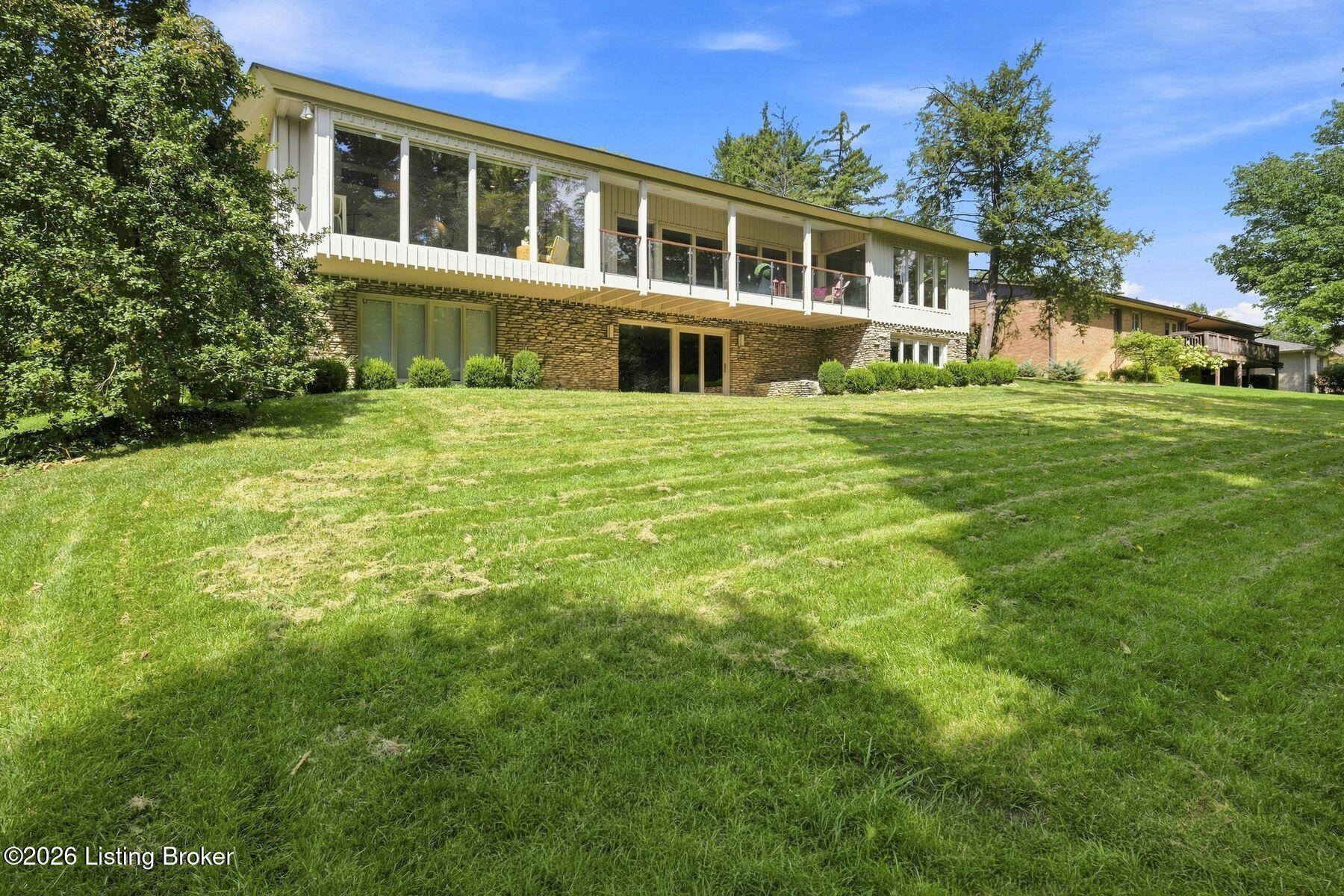 1128 Rostrevor Cir Property Photo 77