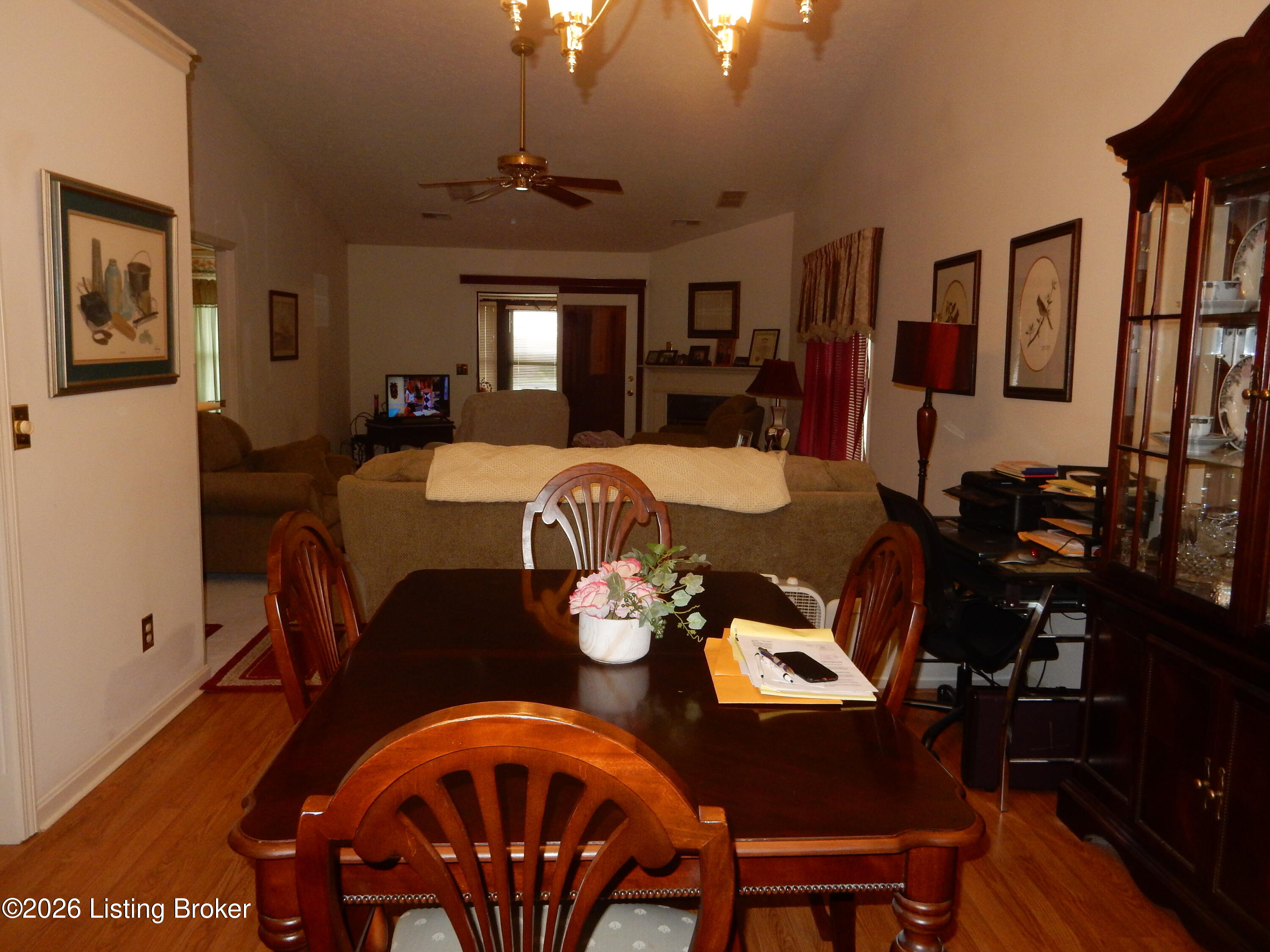 131 Flintstone Ct Property Photo 8