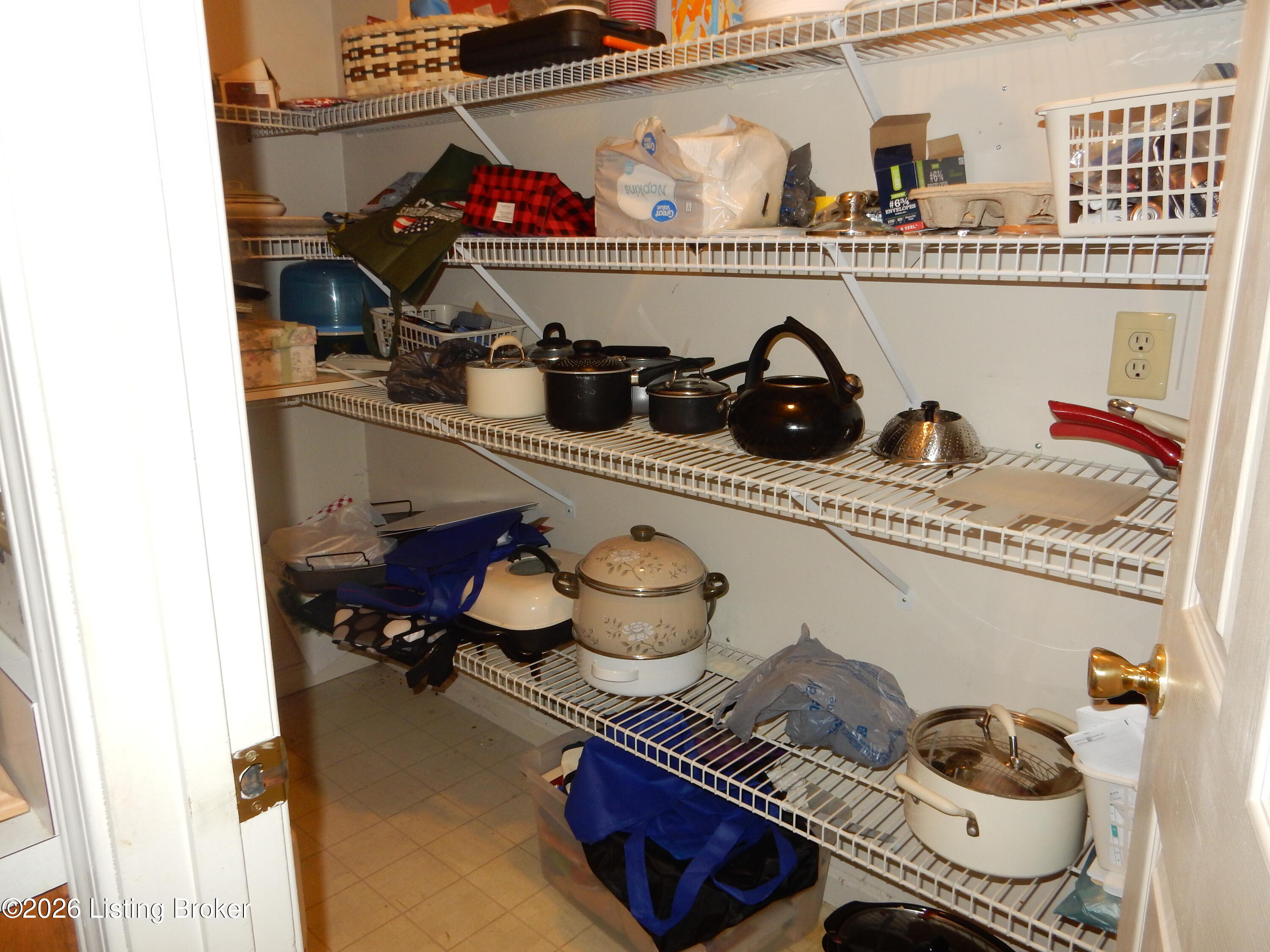 131 Flintstone Ct Property Photo 13