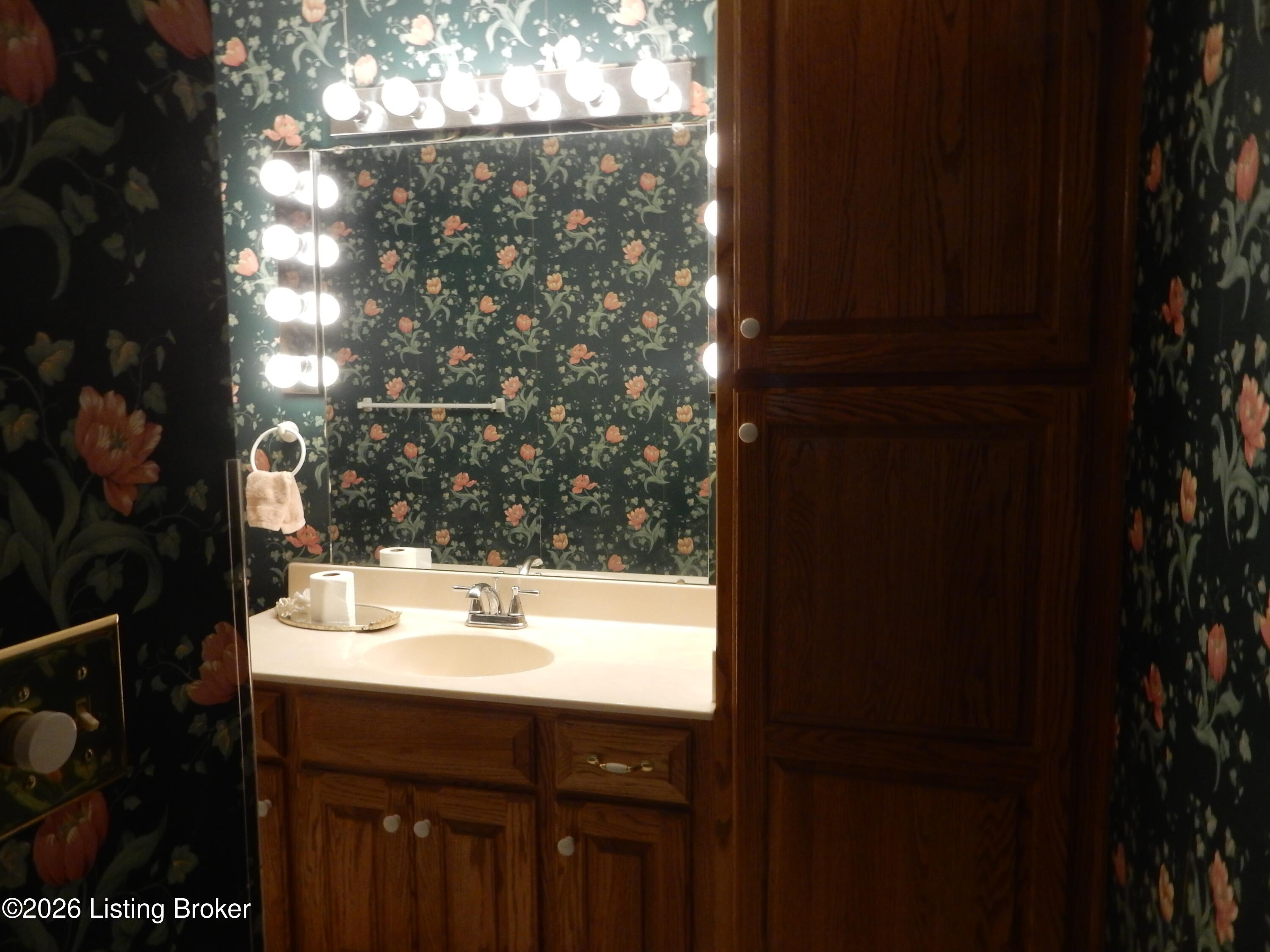 131 Flintstone Ct Property Photo 27
