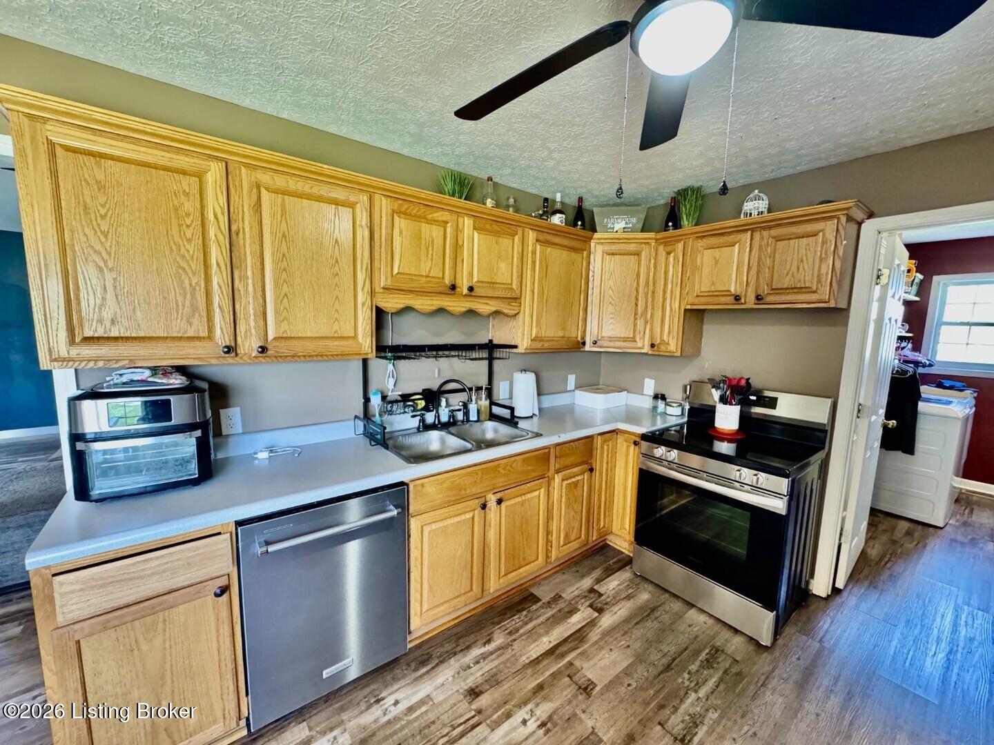 4666 Cissellville Rd Property Photo 8