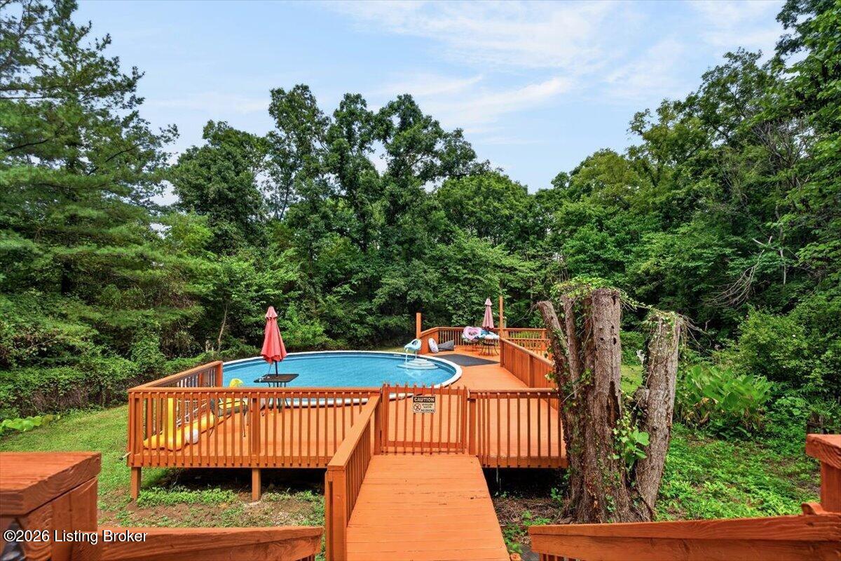 1811 Foxboro Rd Property Photo 33