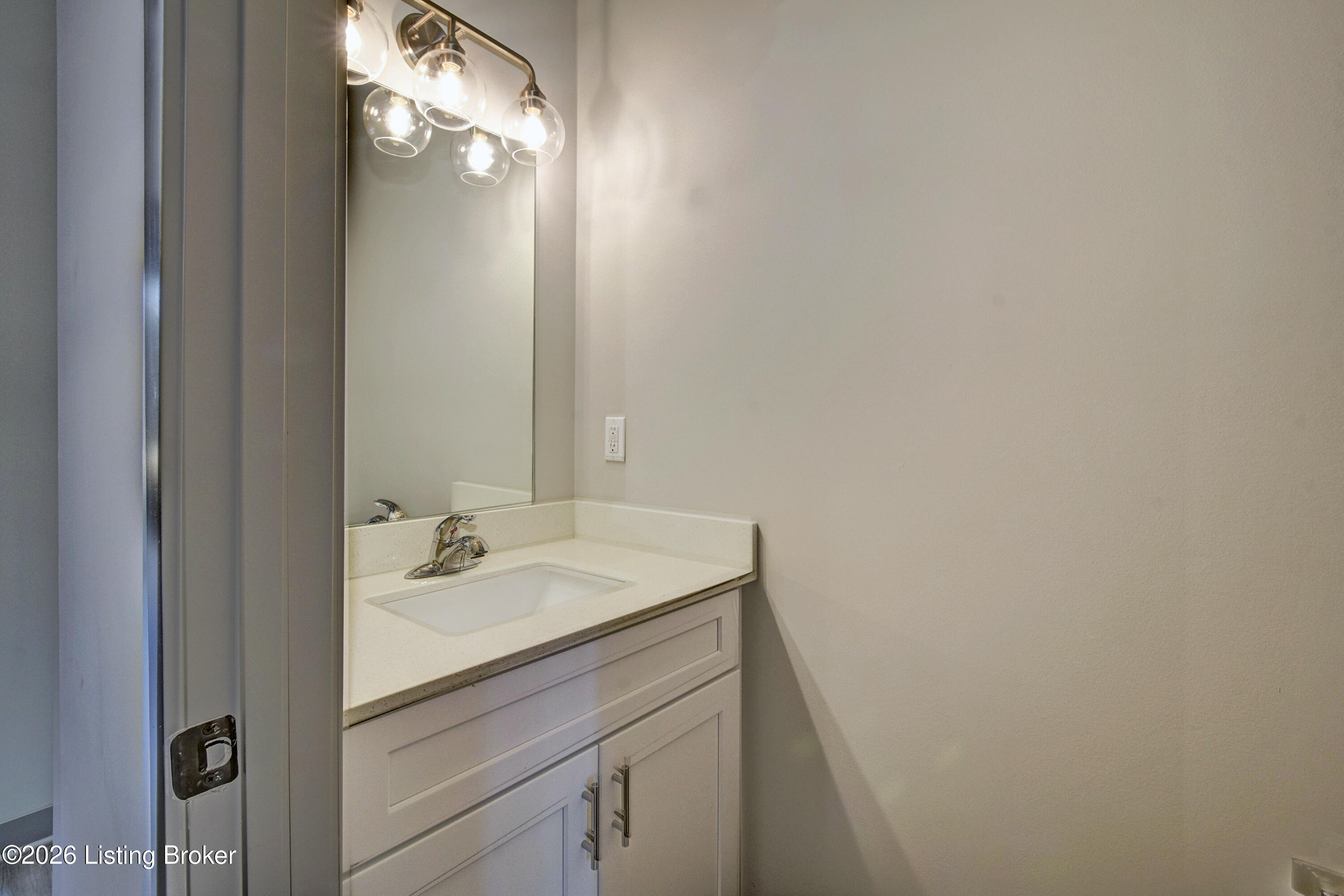 11705 Longevity Ln Property Photo 16