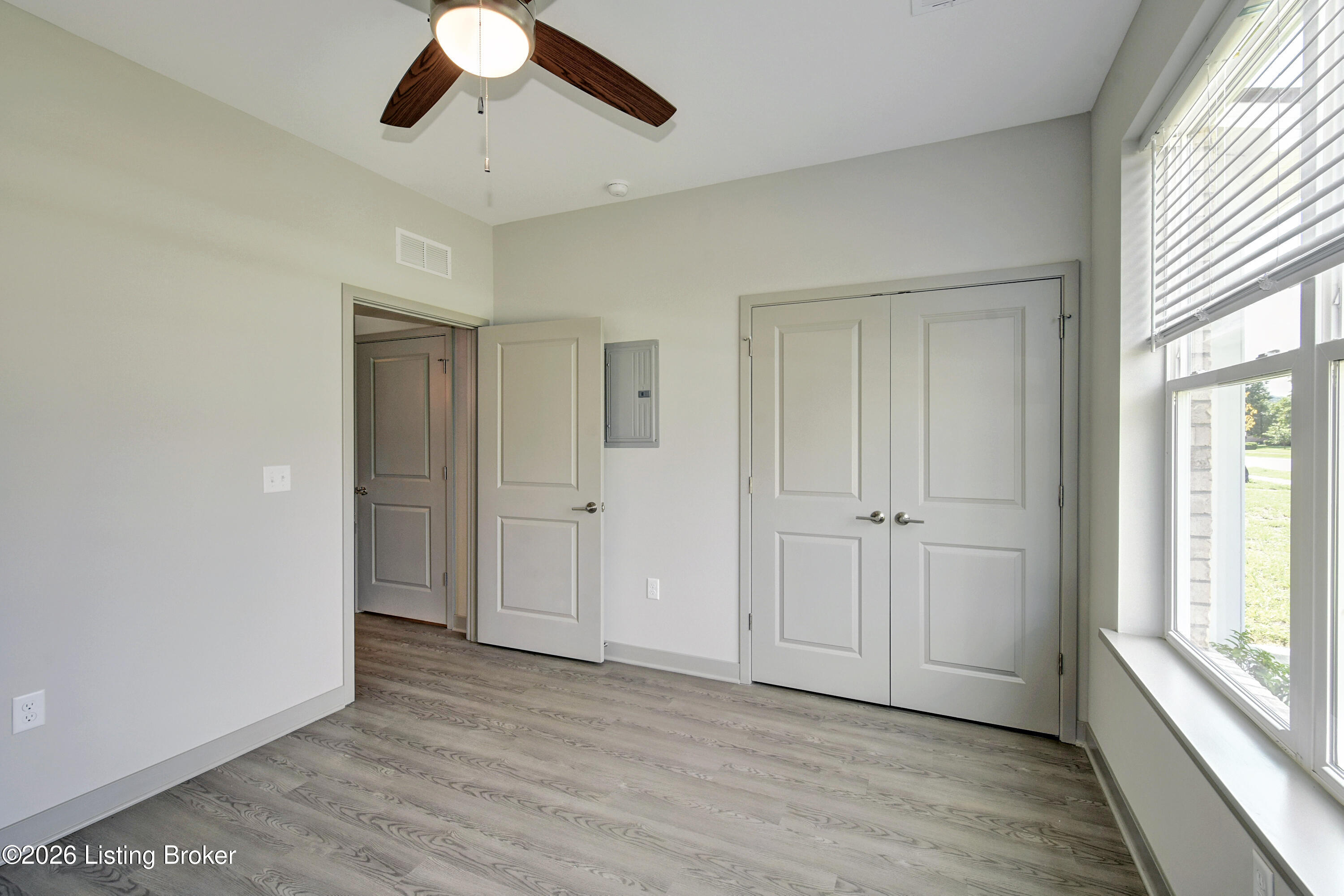 11705 Longevity Ln Property Photo 18
