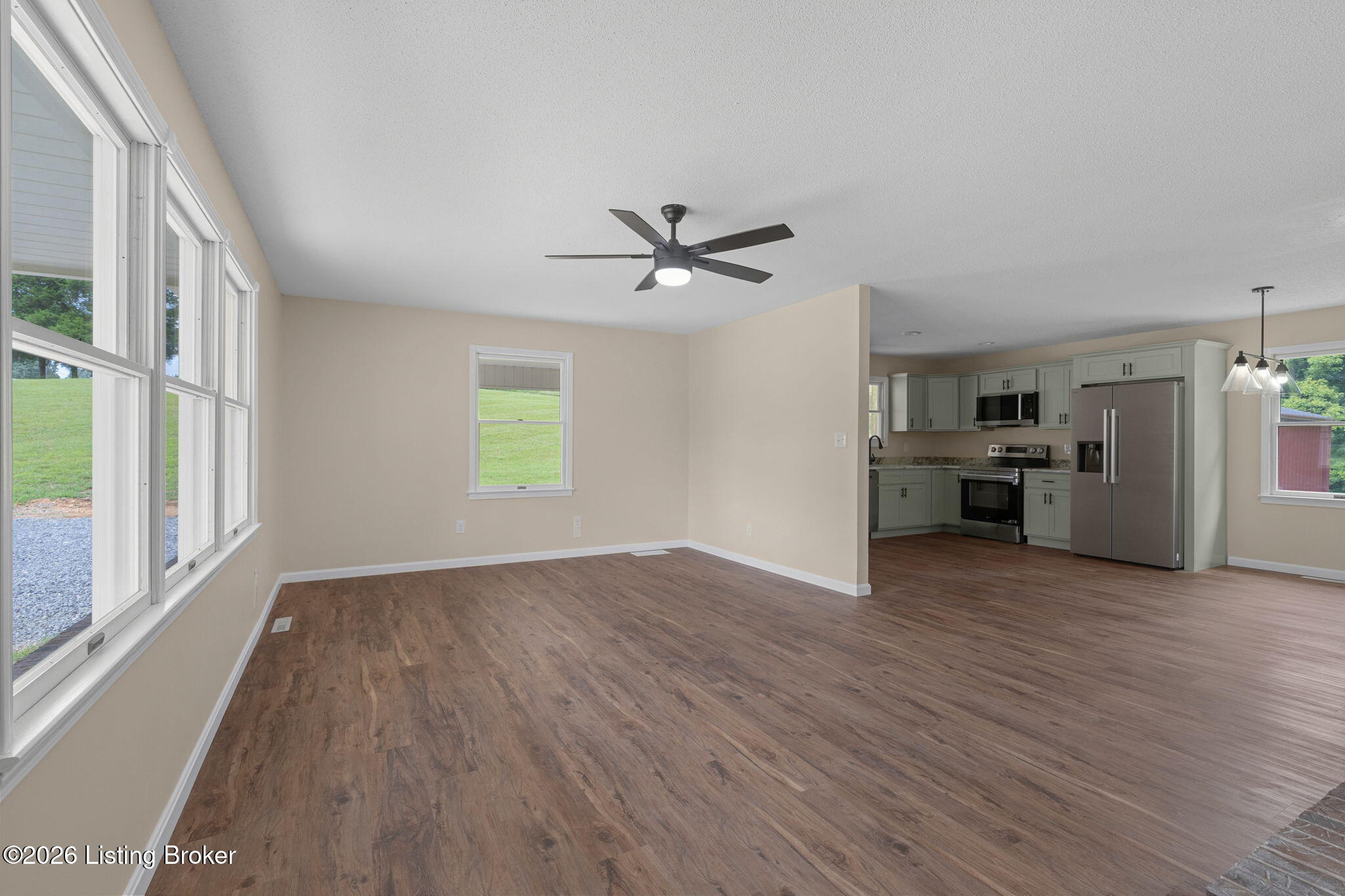 3884 Rineyville Rd Property Photo 9