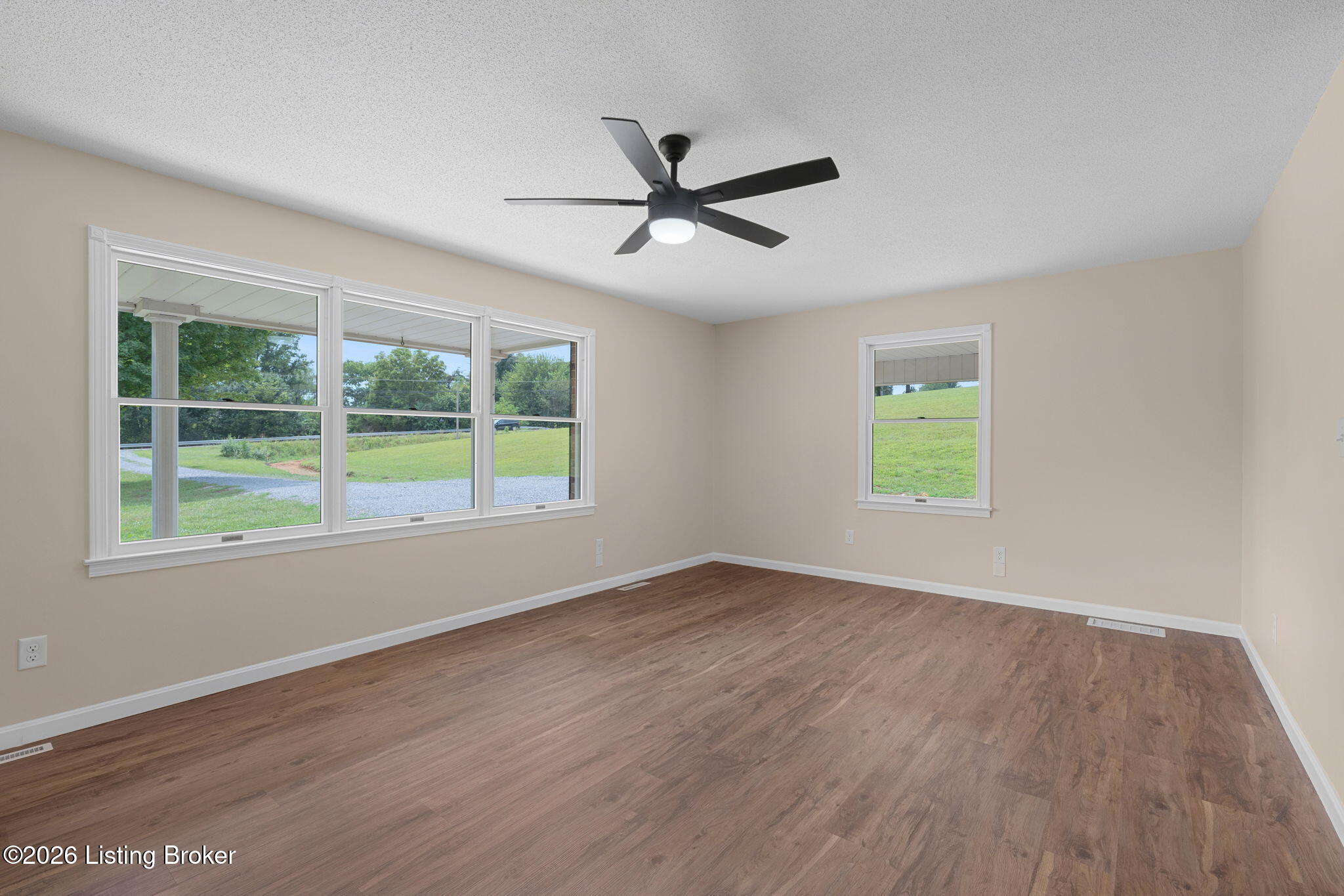 3884 Rineyville Rd Property Photo 11