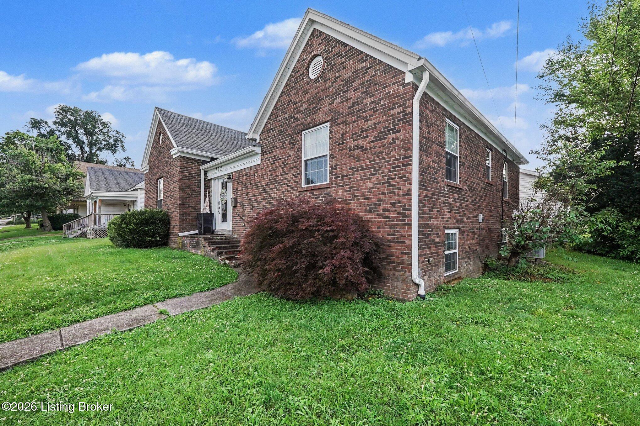 107 Covington Ave Property Photo 25