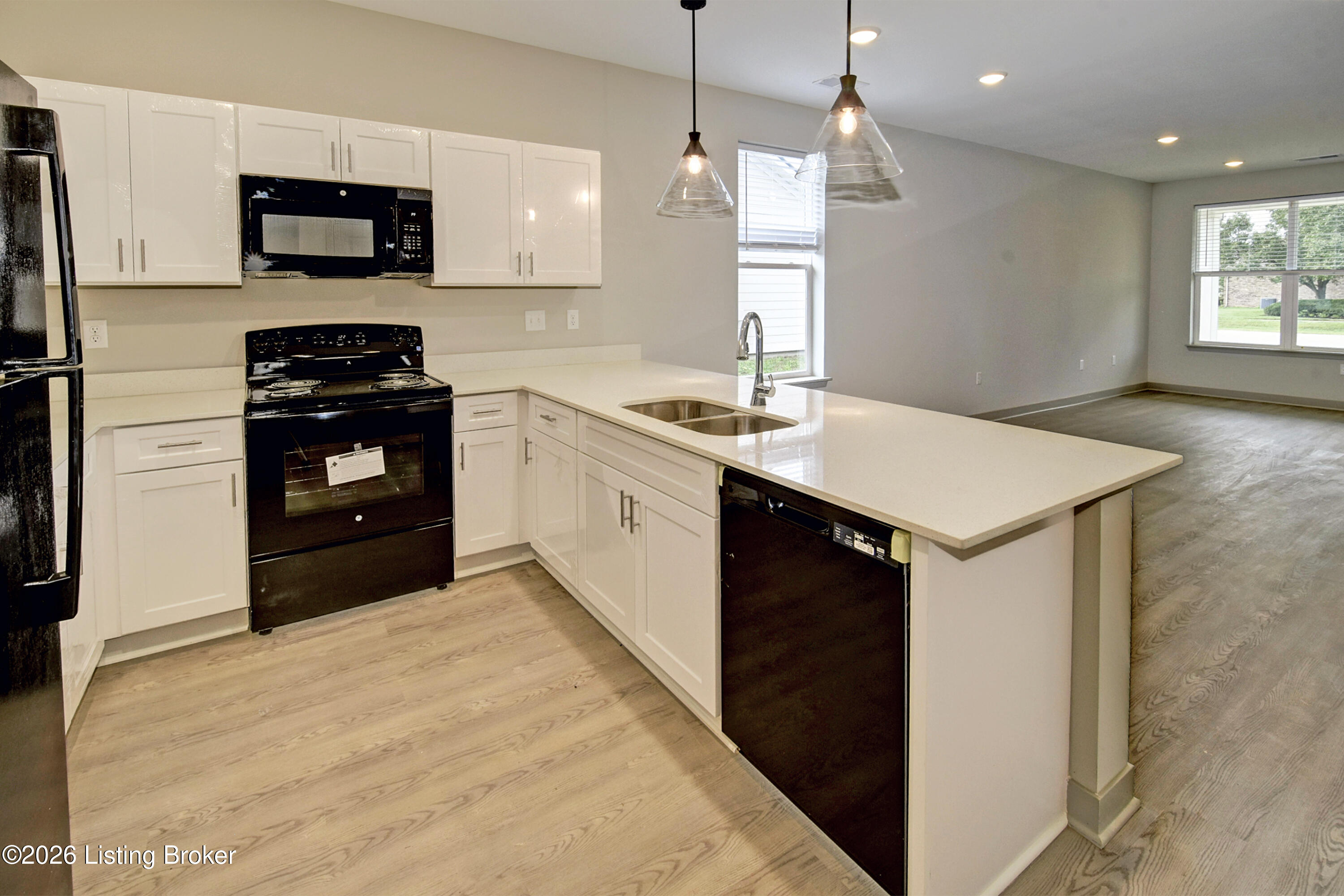 11703 Longevity Property Photo 7
