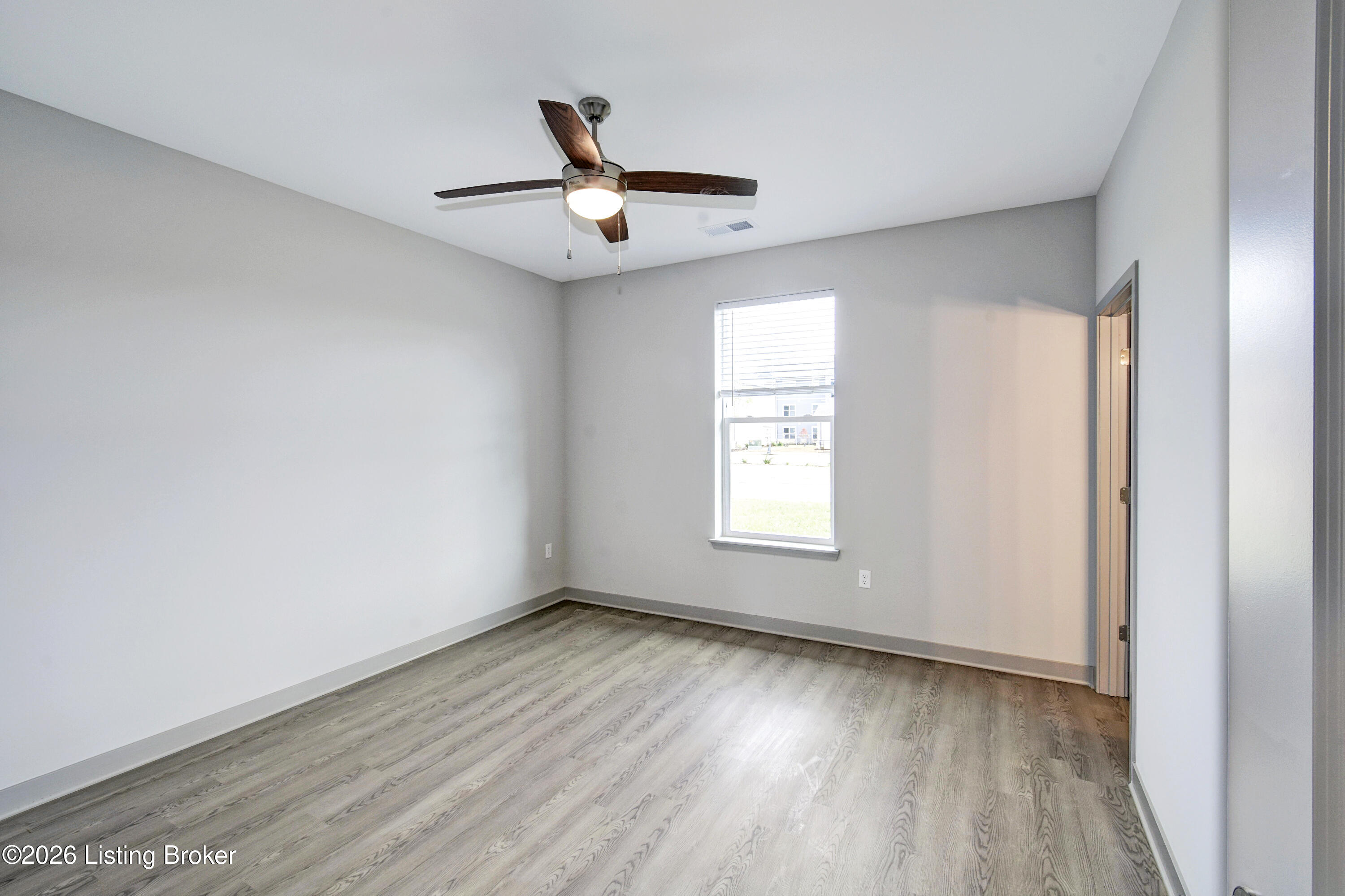 11703 Longevity Property Photo 13