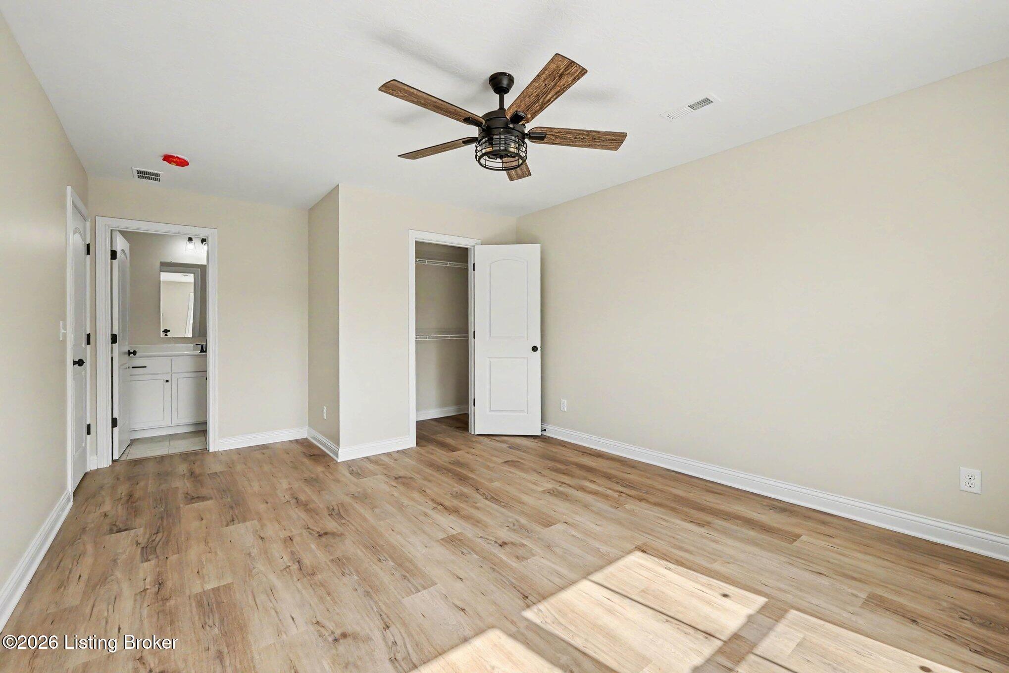 140 Blakenrod Blvd E Property Photo 14