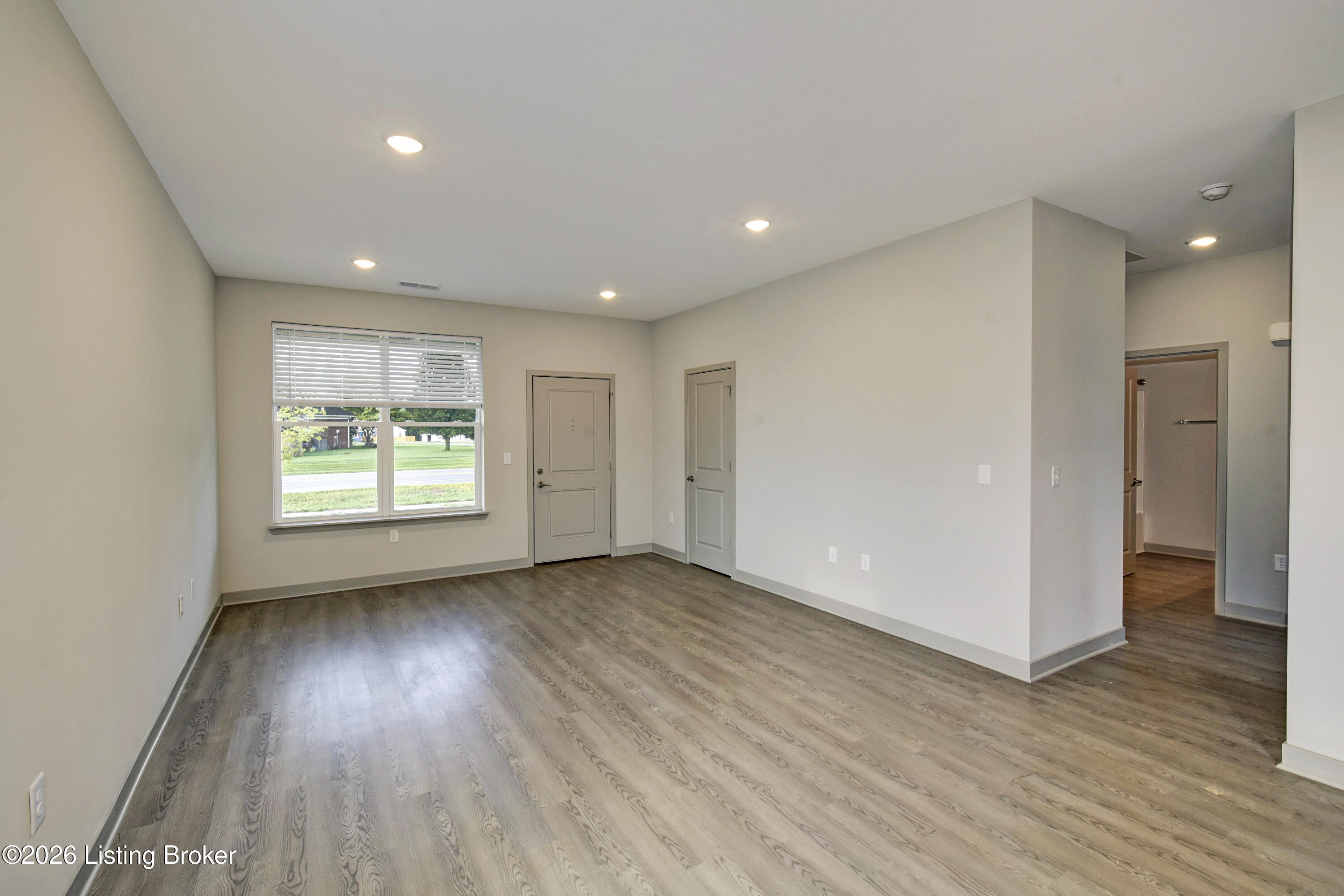 11713 Longevity Ln Property Photo 2
