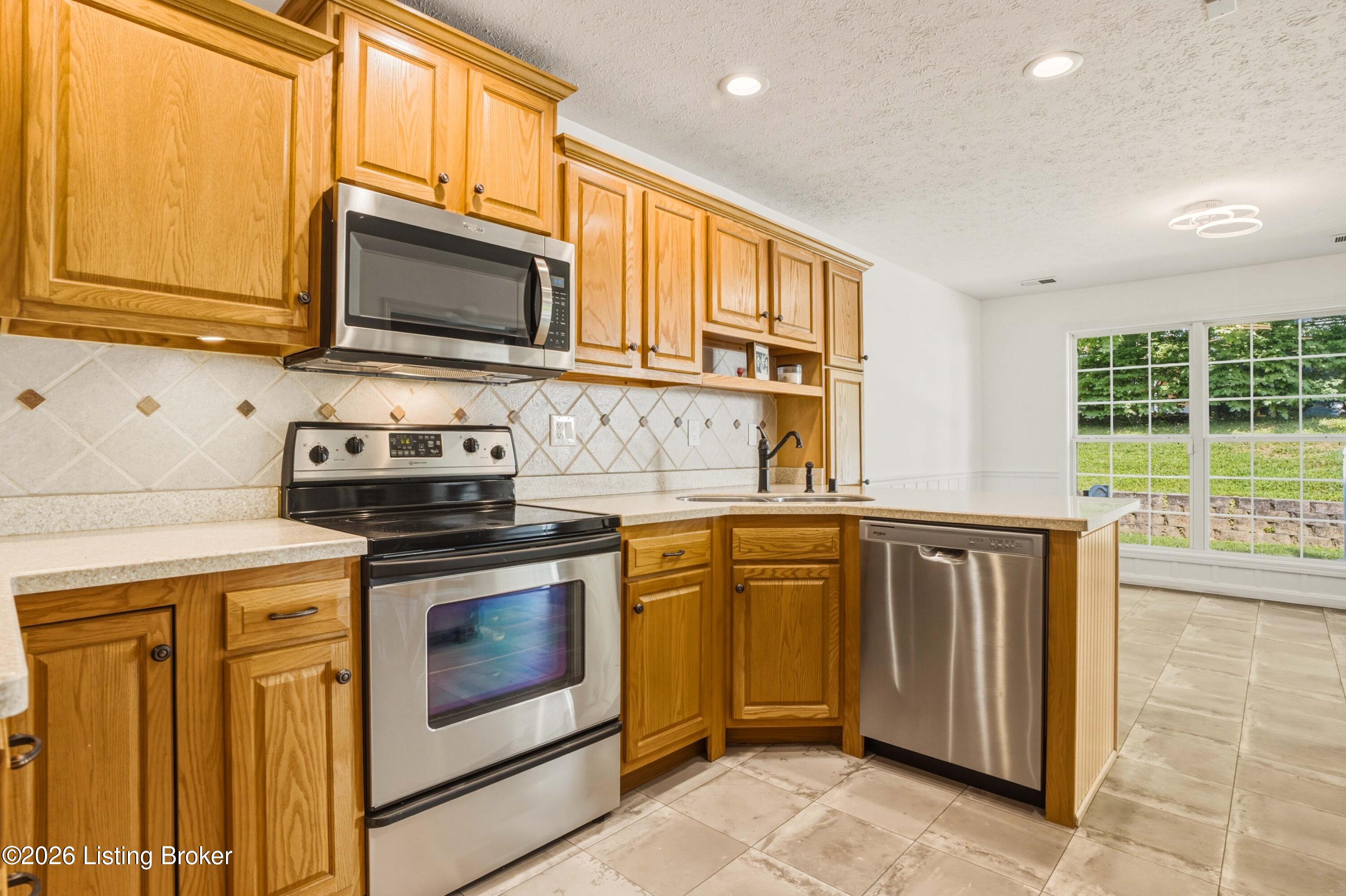 8605 Mill Spring Pl Property Photo 16