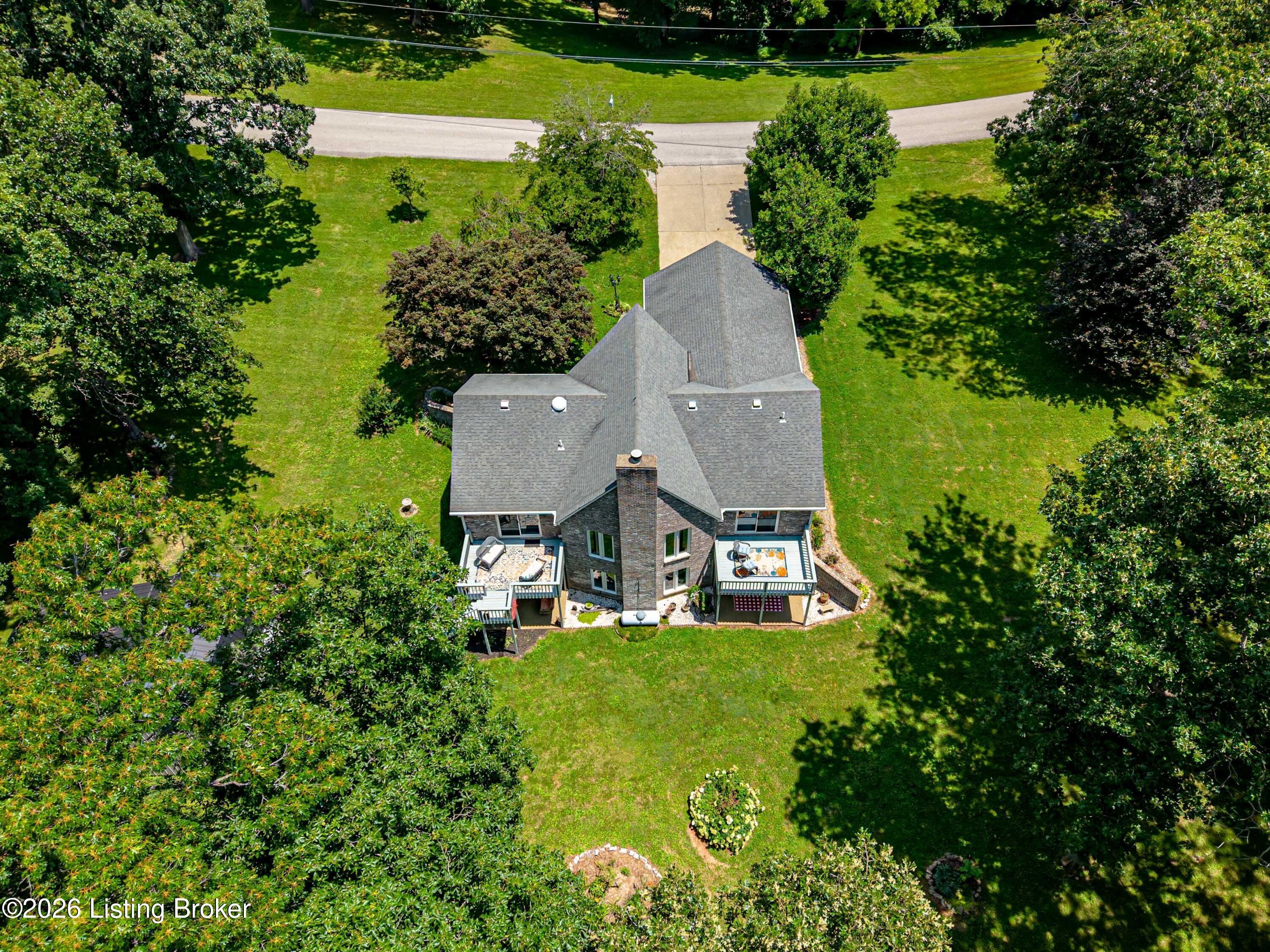 325 Quail Run Rd Property Photo 10