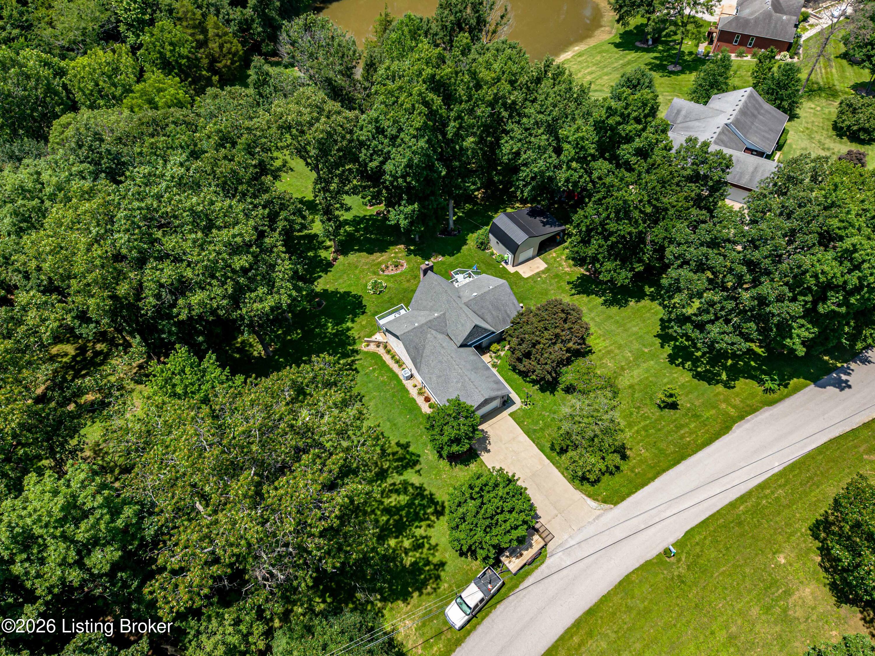 325 Quail Run Rd Property Photo 13