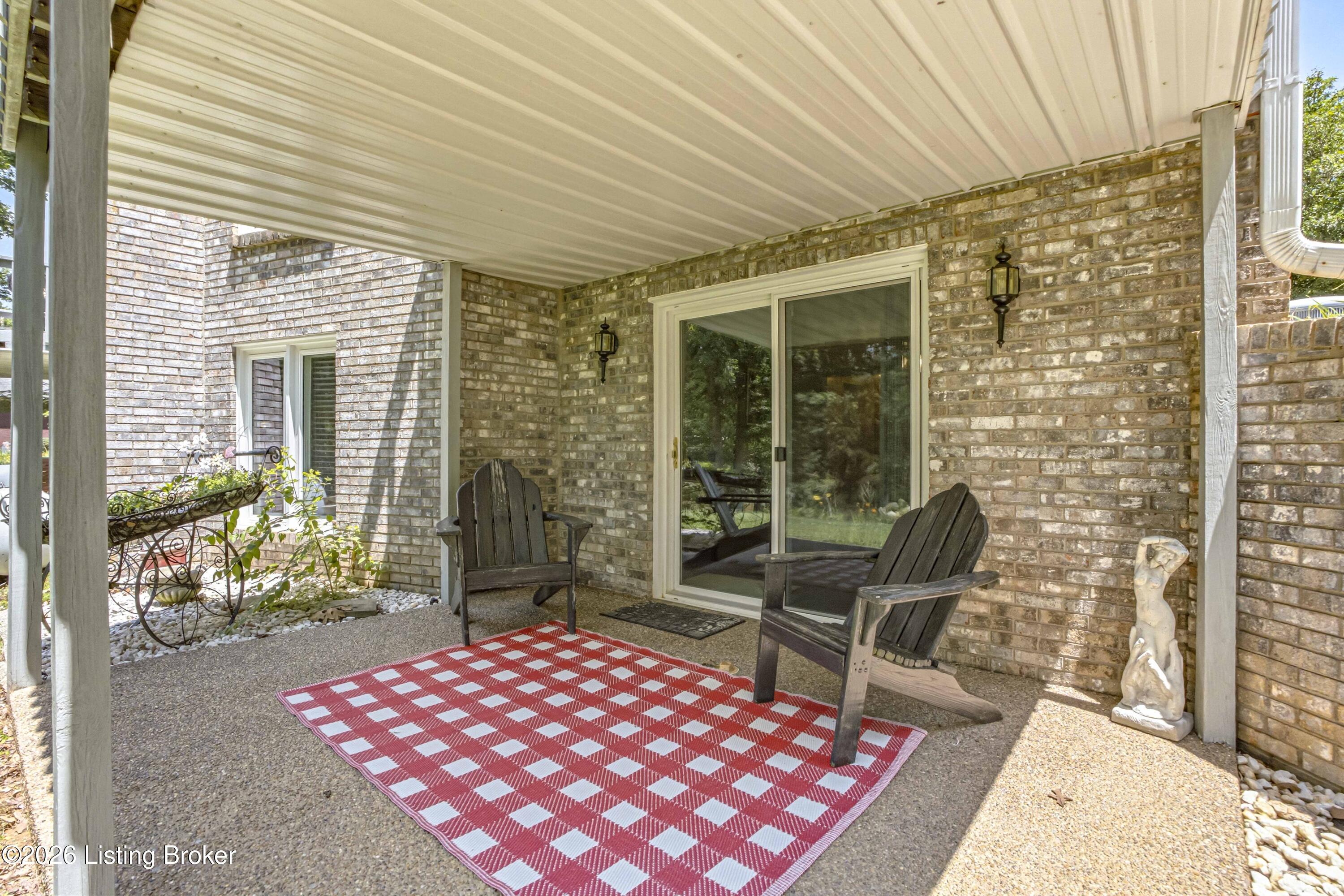 325 Quail Run Rd Property Photo 19