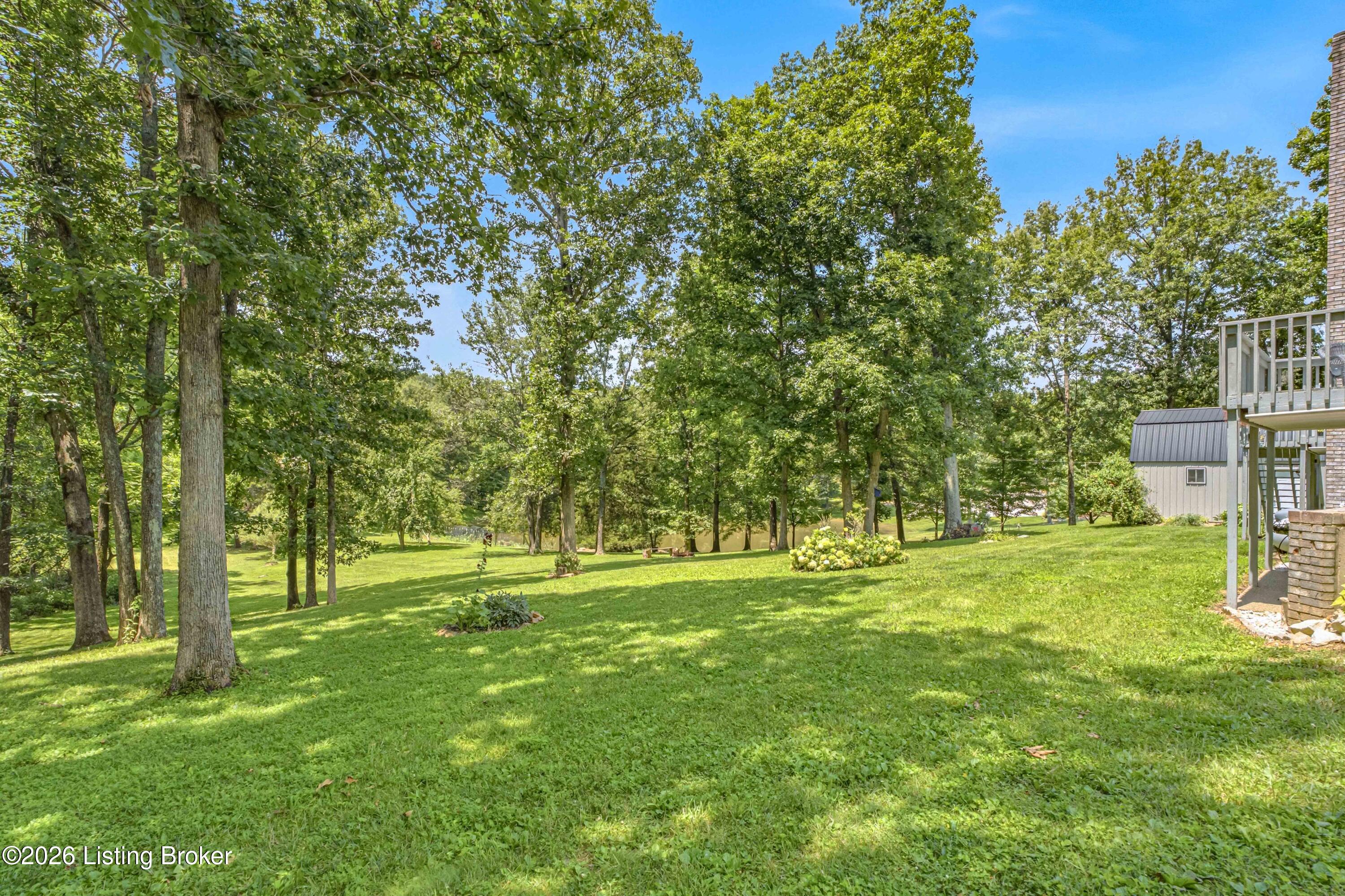 325 Quail Run Rd Property Photo 27