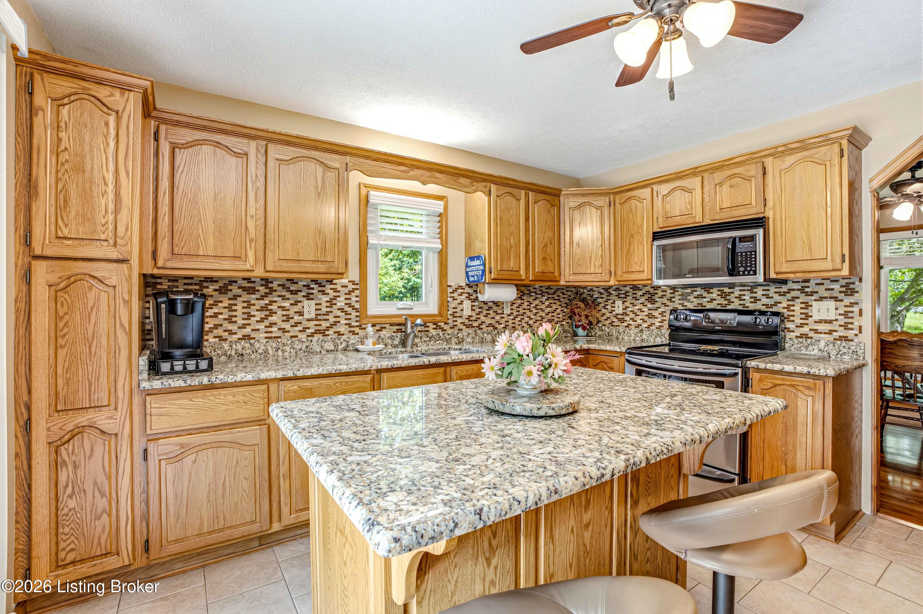 325 Quail Run Rd Property Photo 38