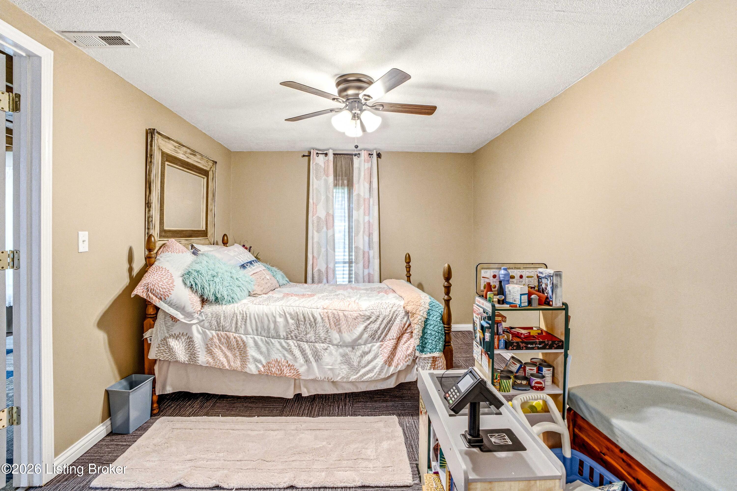 325 Quail Run Rd Property Photo 63