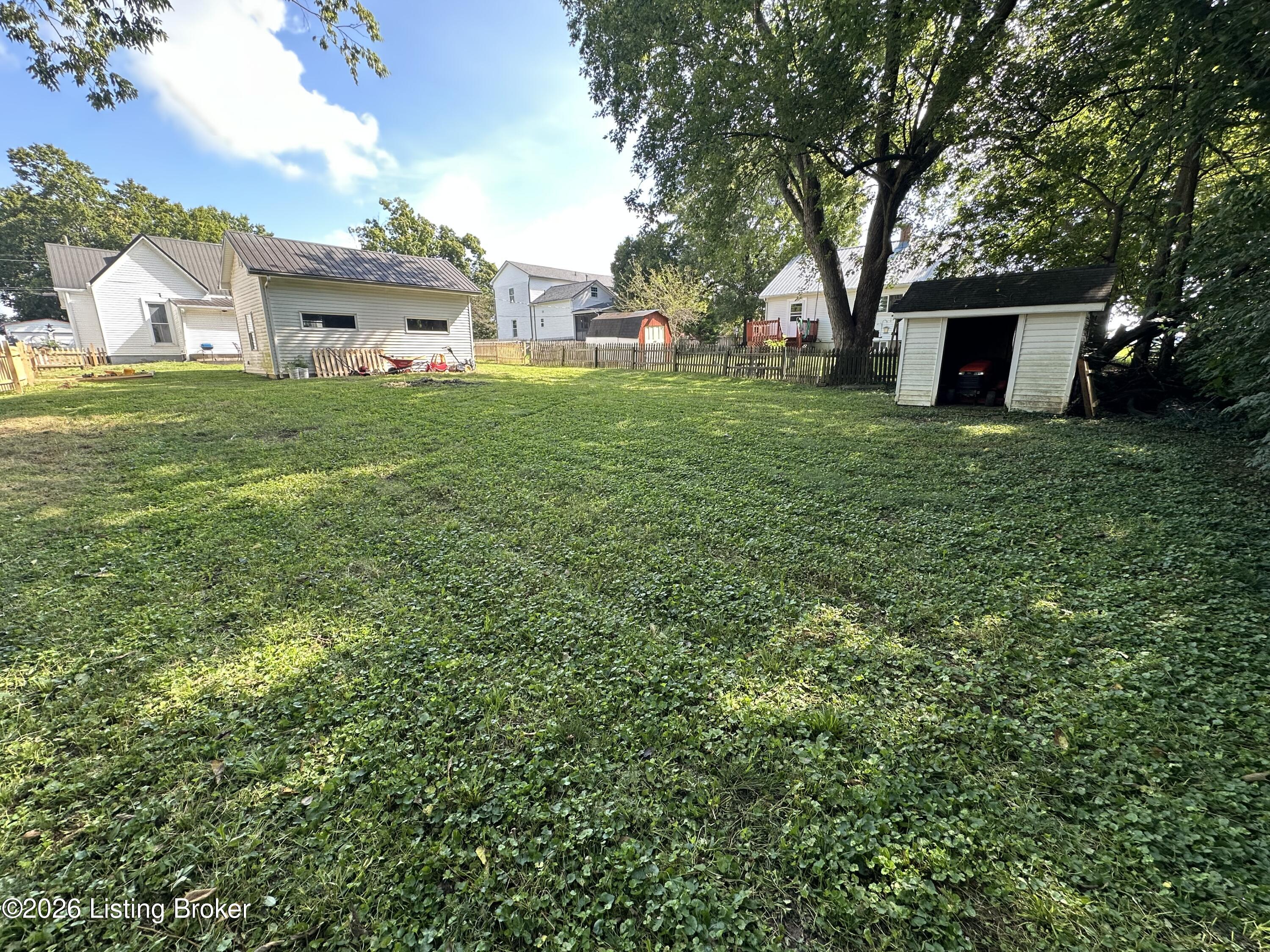 29 E Church St Property Photo 7