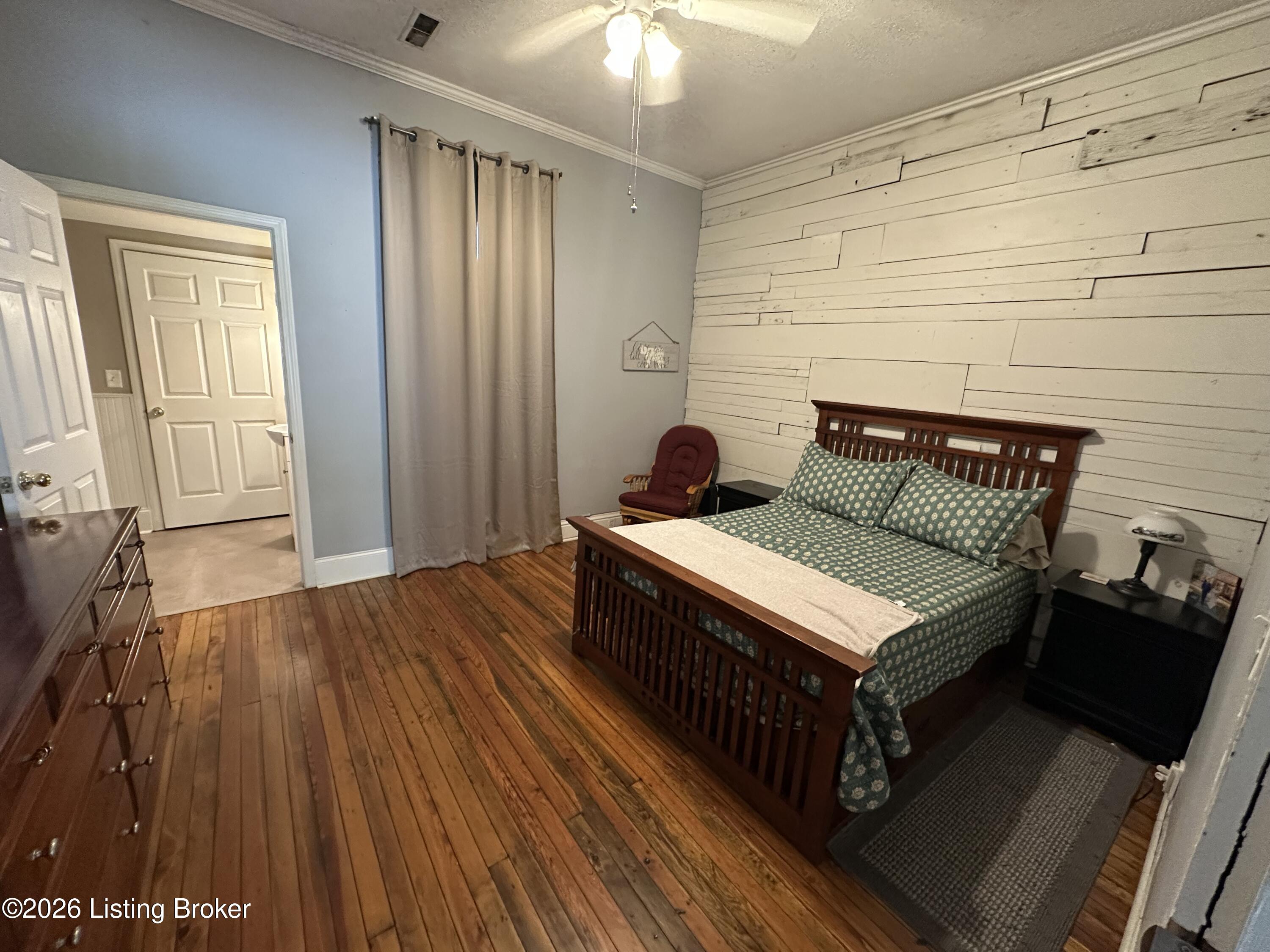 29 E Church St Property Photo 9